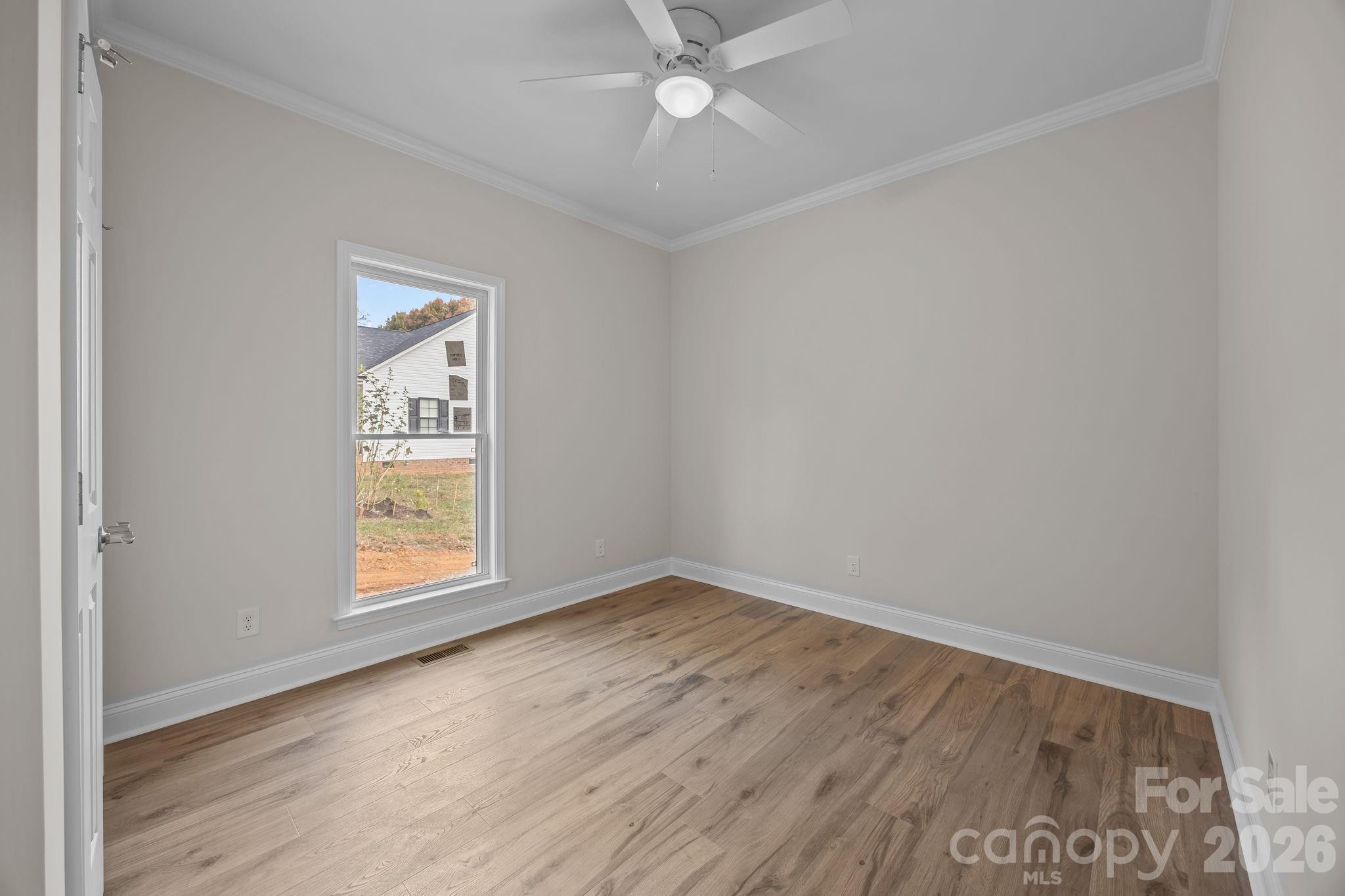 1270 N Shaver Street Property Photo 22