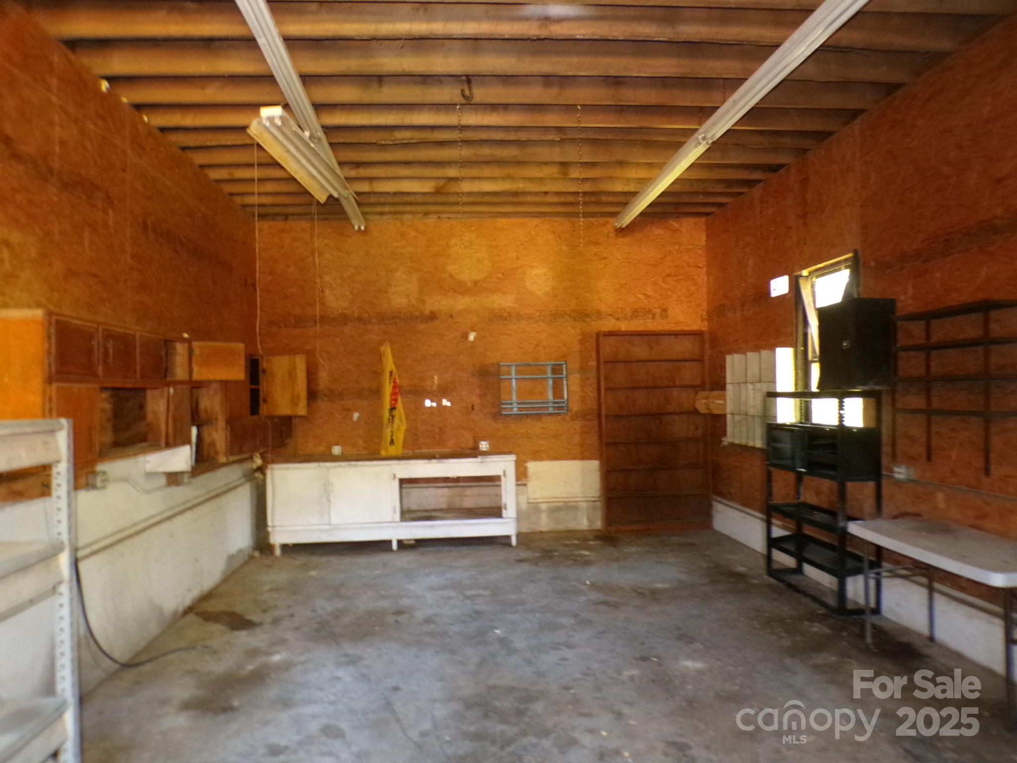 620 Hutch Mountain Road Property Photo 4