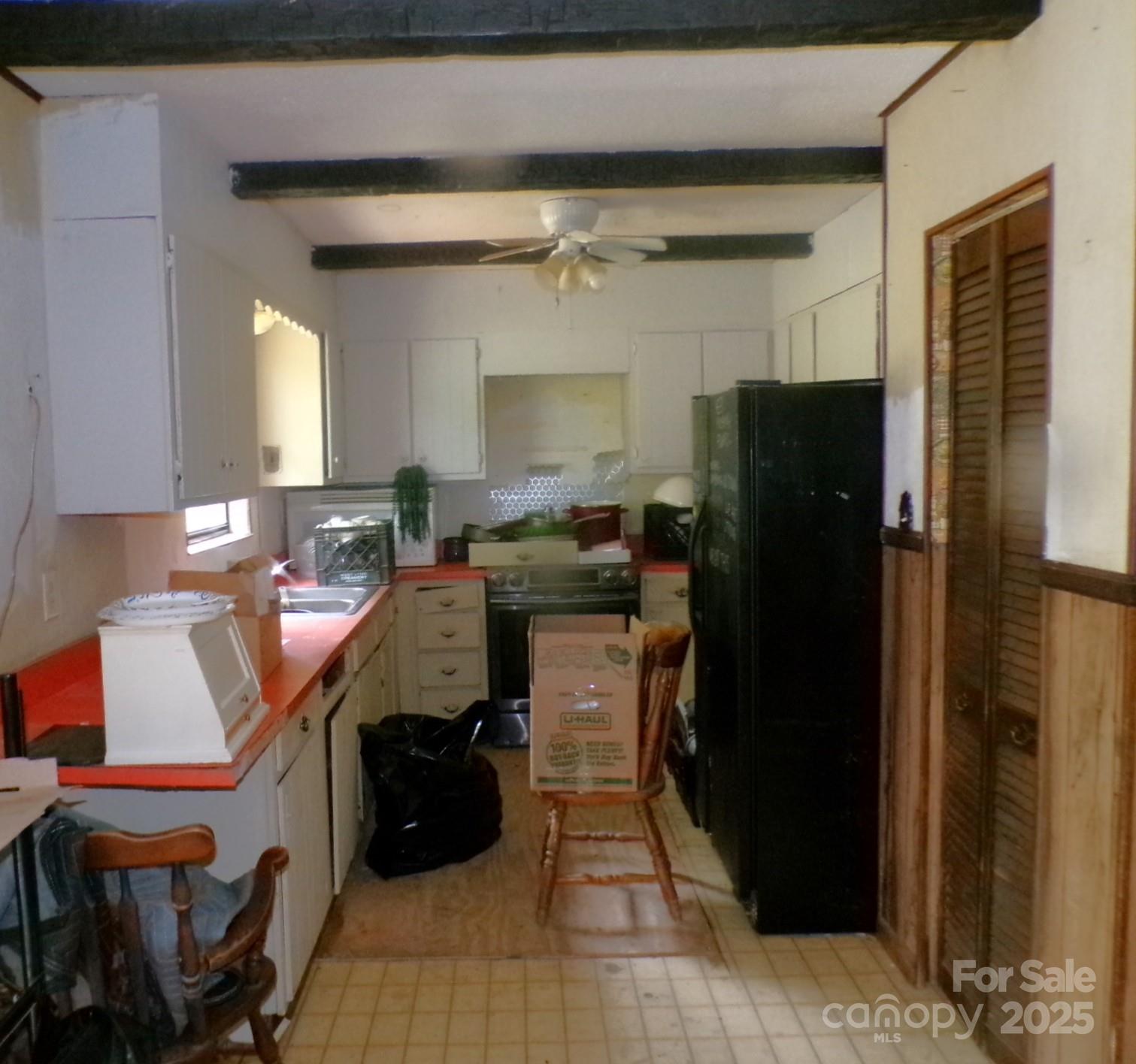 620 Hutch Mountain Road Property Photo 8