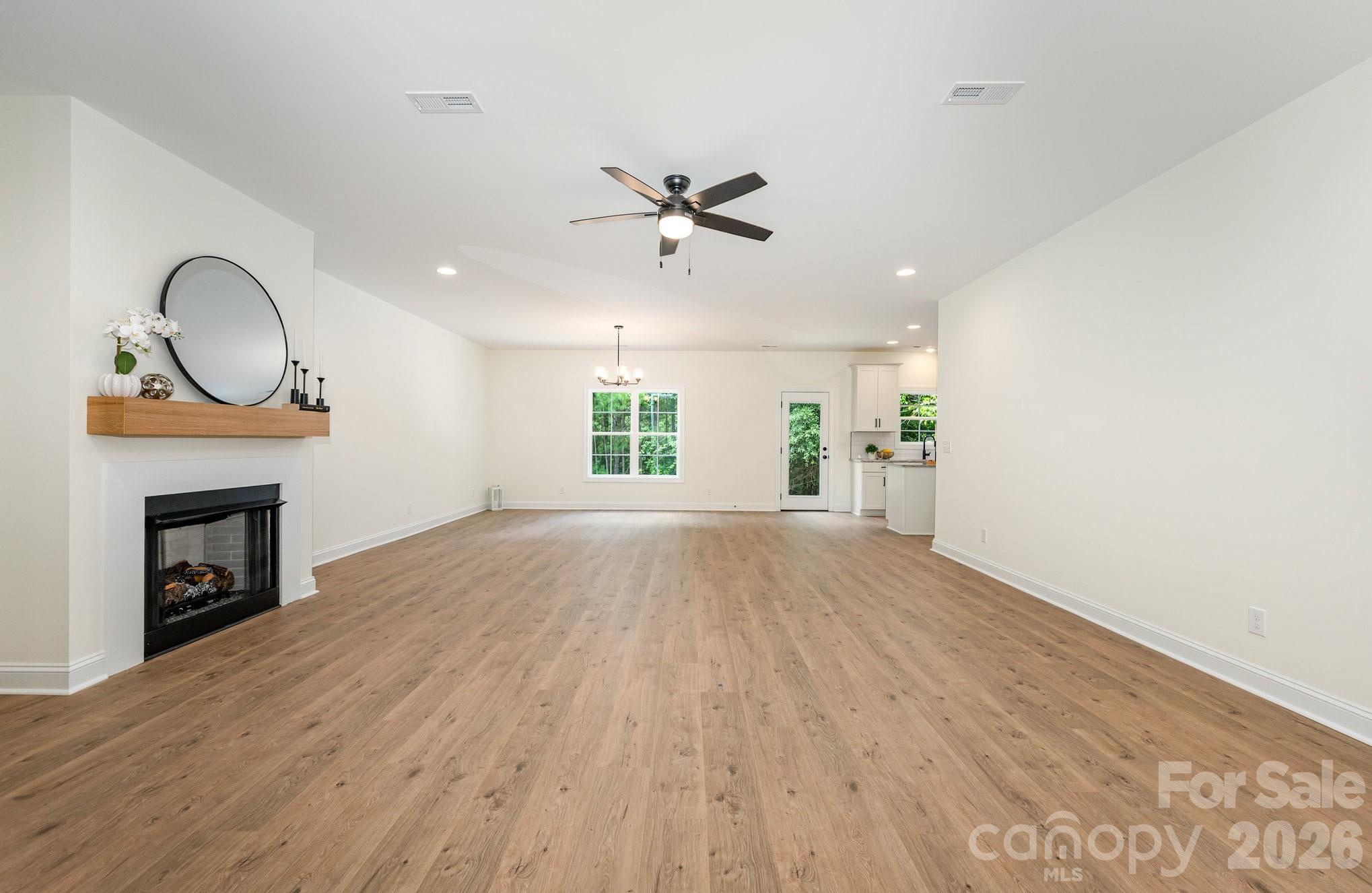 1105 Rudder Circle Property Photo 6