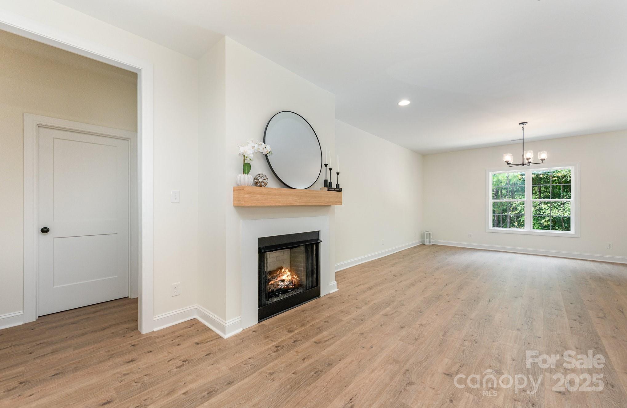 1105 Rudder Circle Property Photo 8