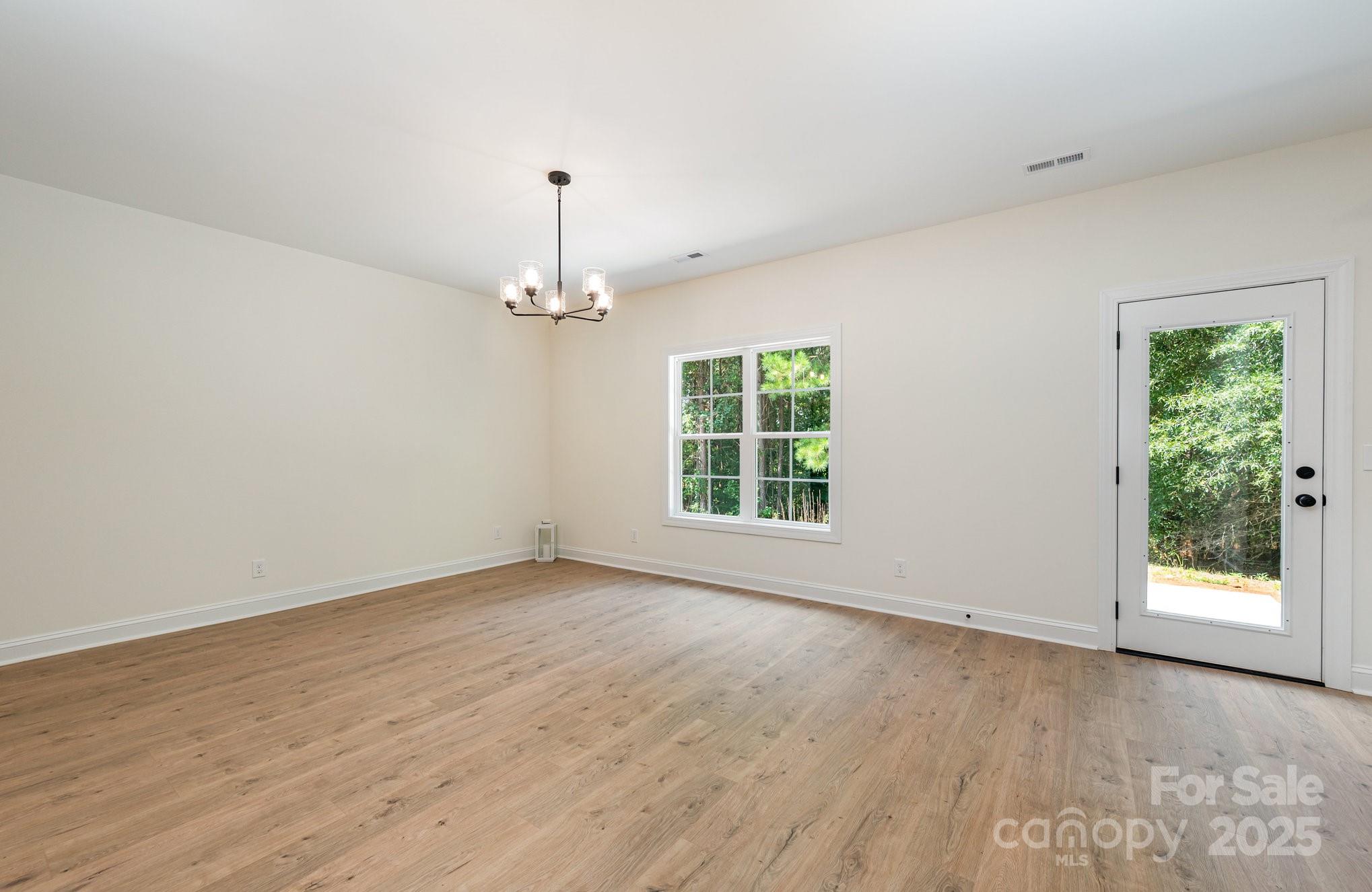 1105 Rudder Circle Property Photo 10