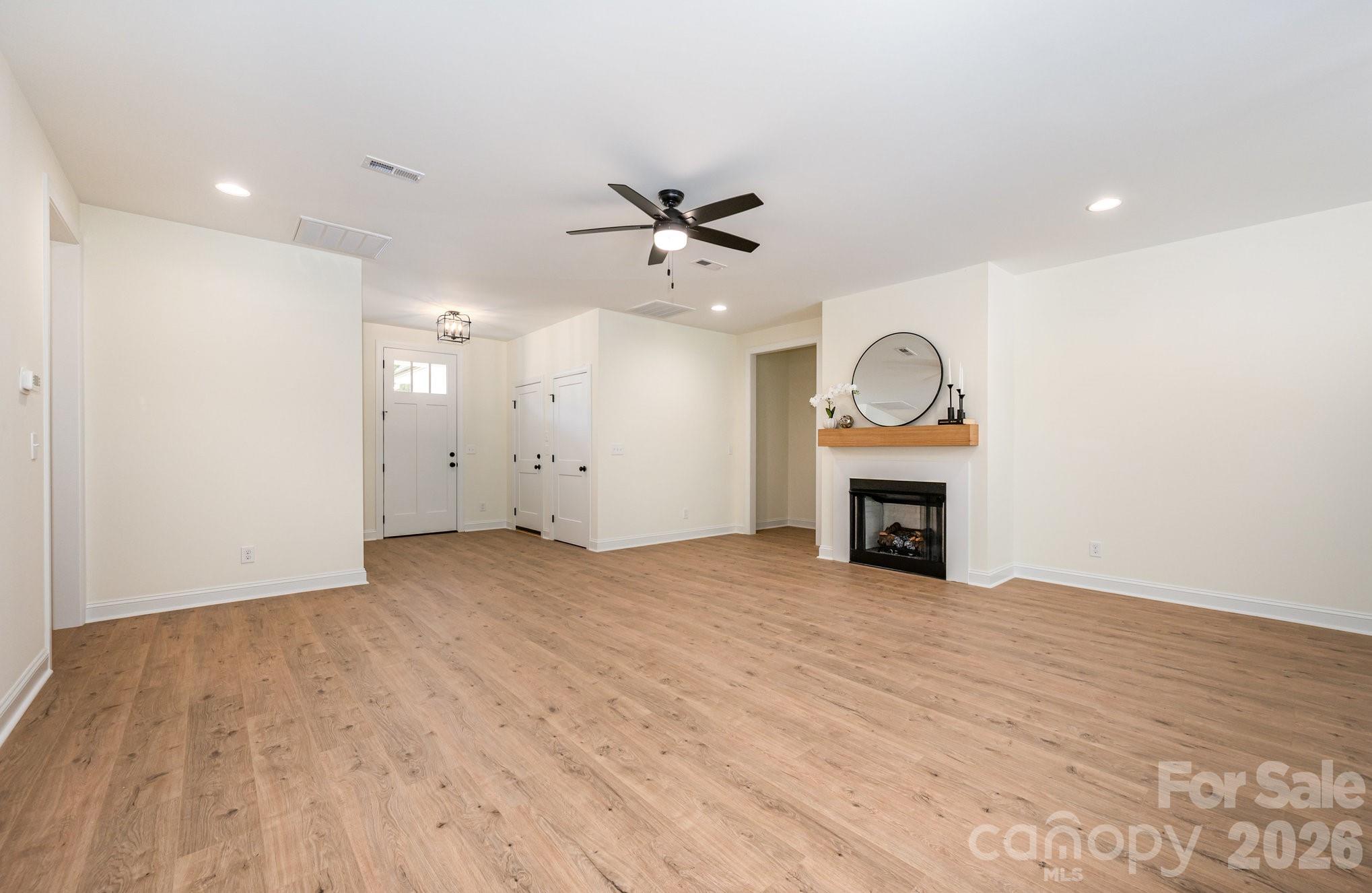 1105 Rudder Circle Property Photo 11