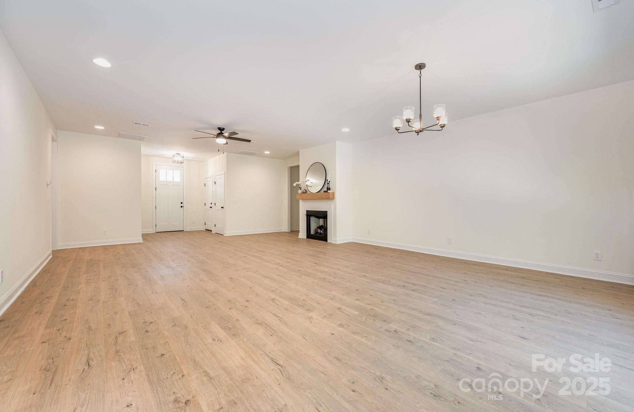 1105 Rudder Circle Property Photo 13