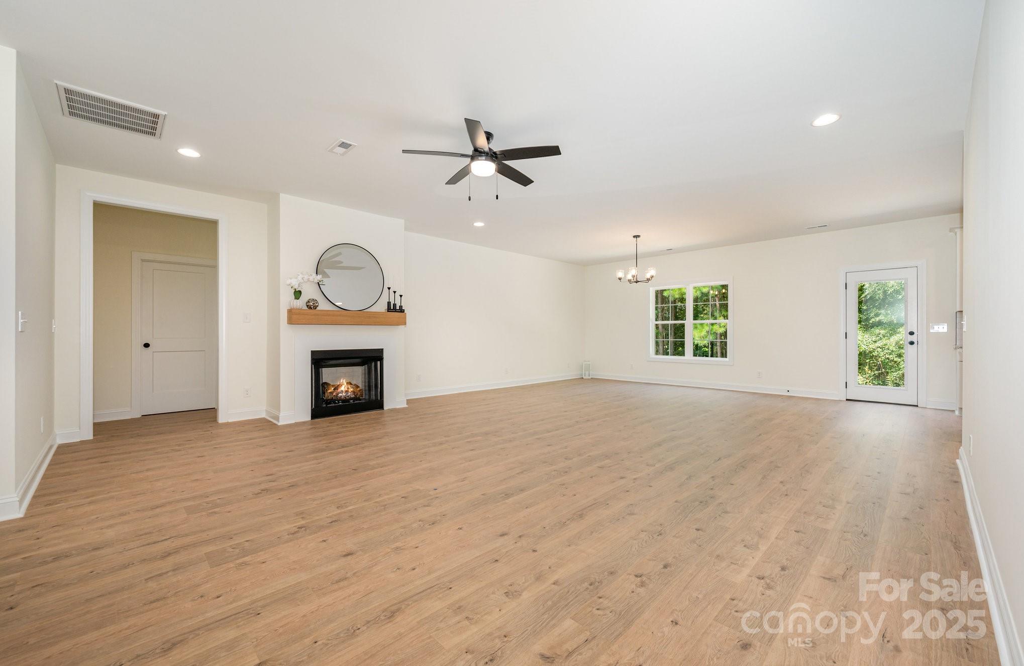 1105 Rudder Circle Property Photo 16