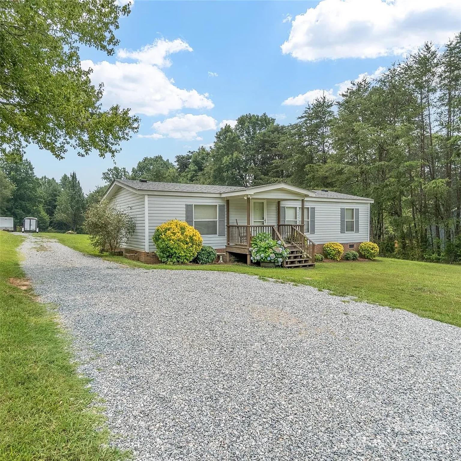 4220 Mount Beulah Road Property Photo 1