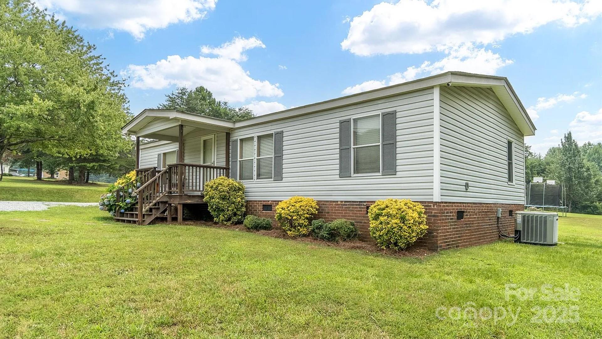 4220 Mount Beulah Road Property Photo 2