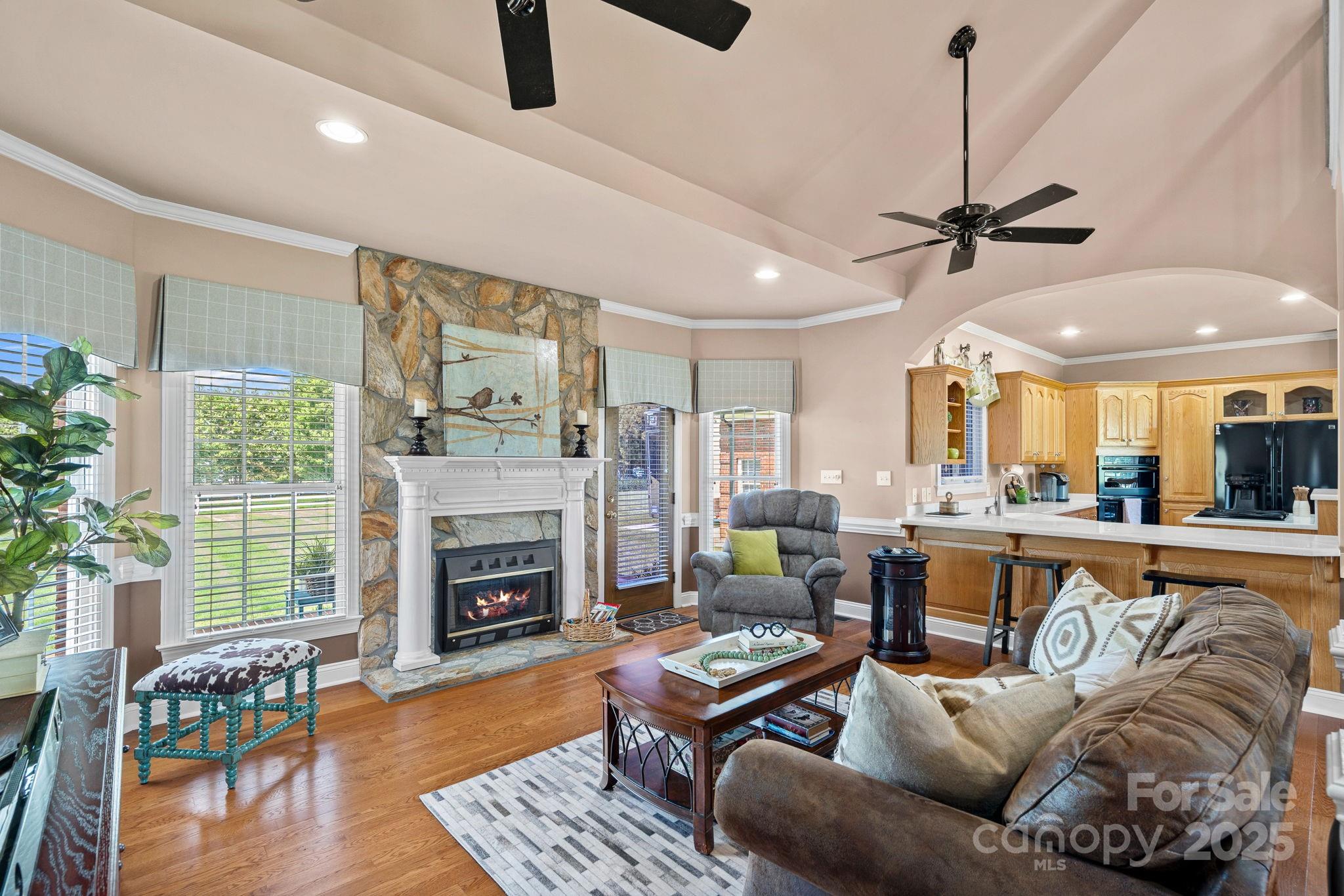 600 Ivah Lee Way Property Photo 7