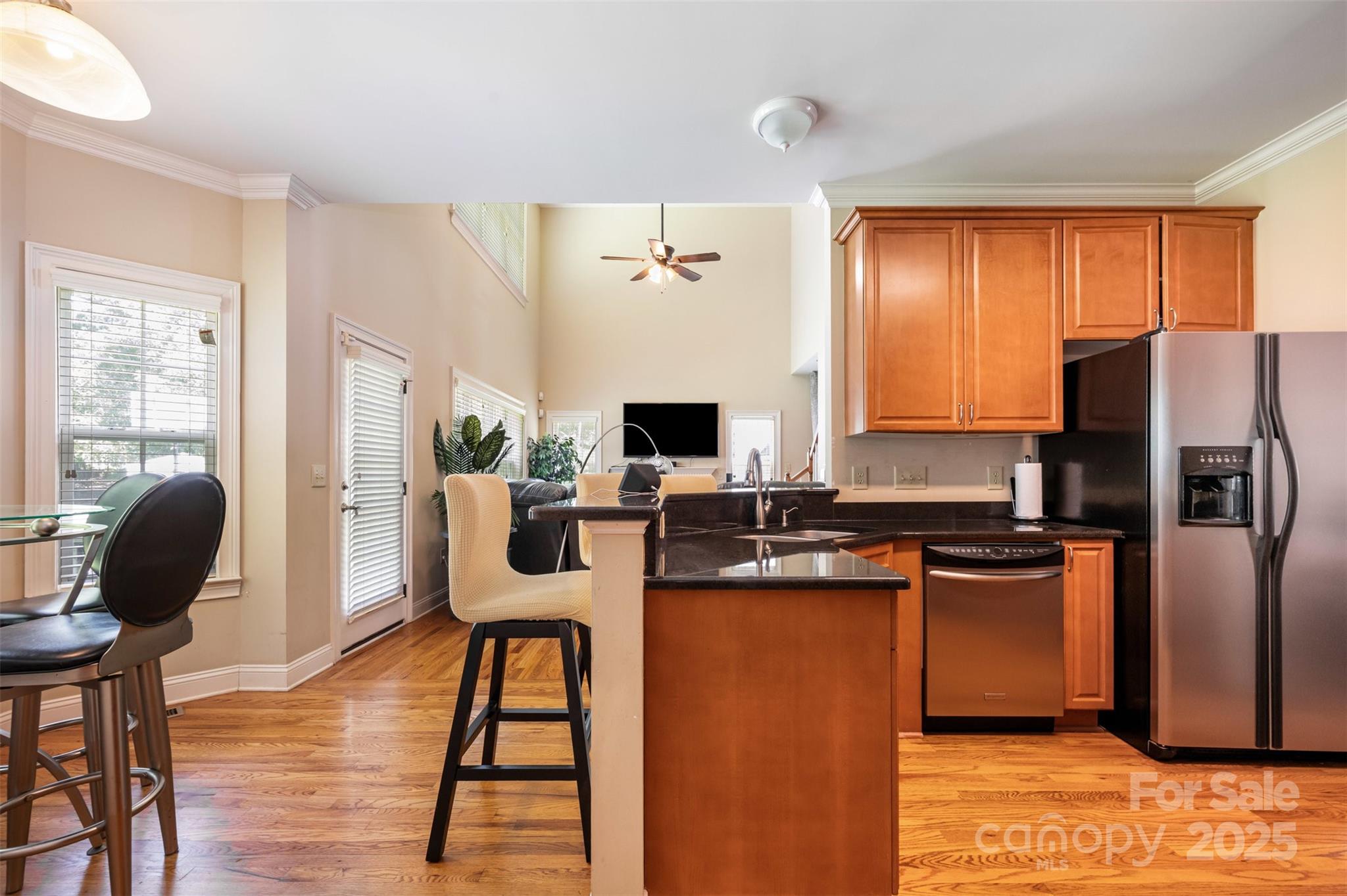 11004 Dipali Court Property Photo 4