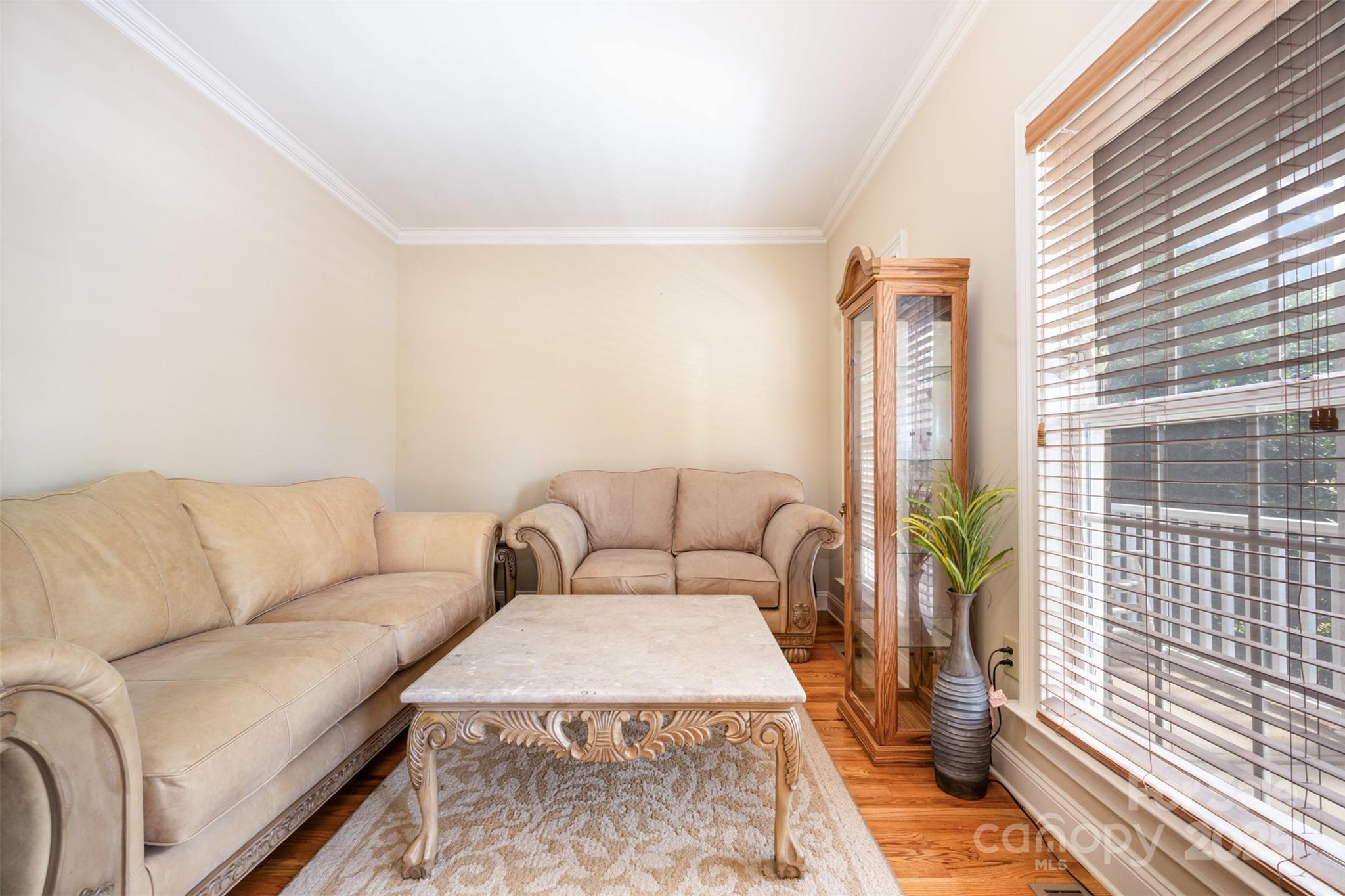 11004 Dipali Court Property Photo 21