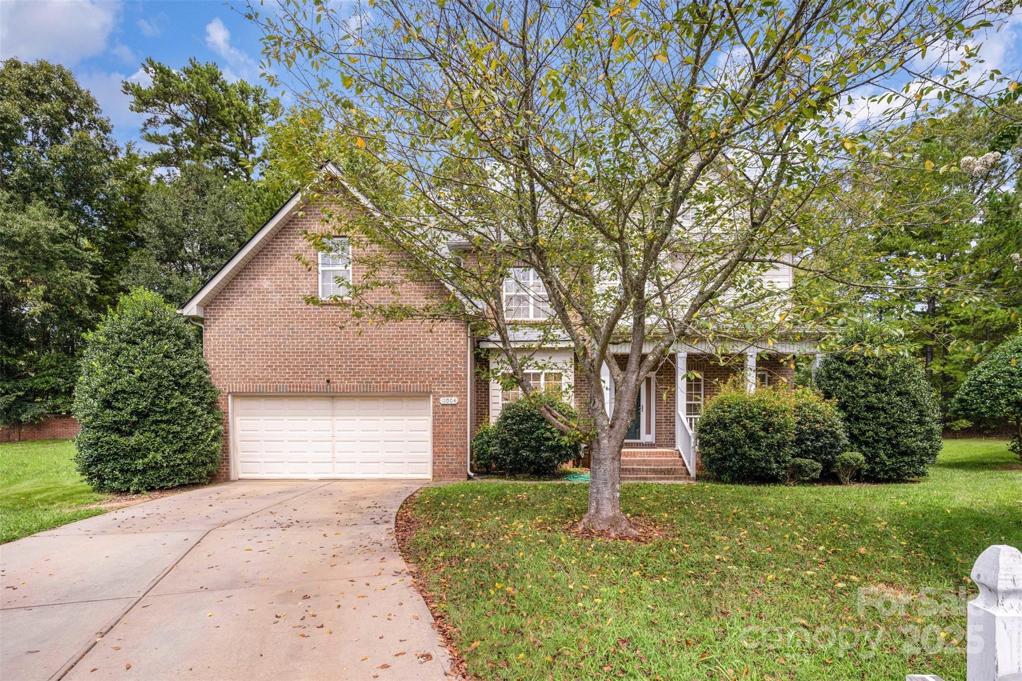 11004 Dipali Court Property Photo 28