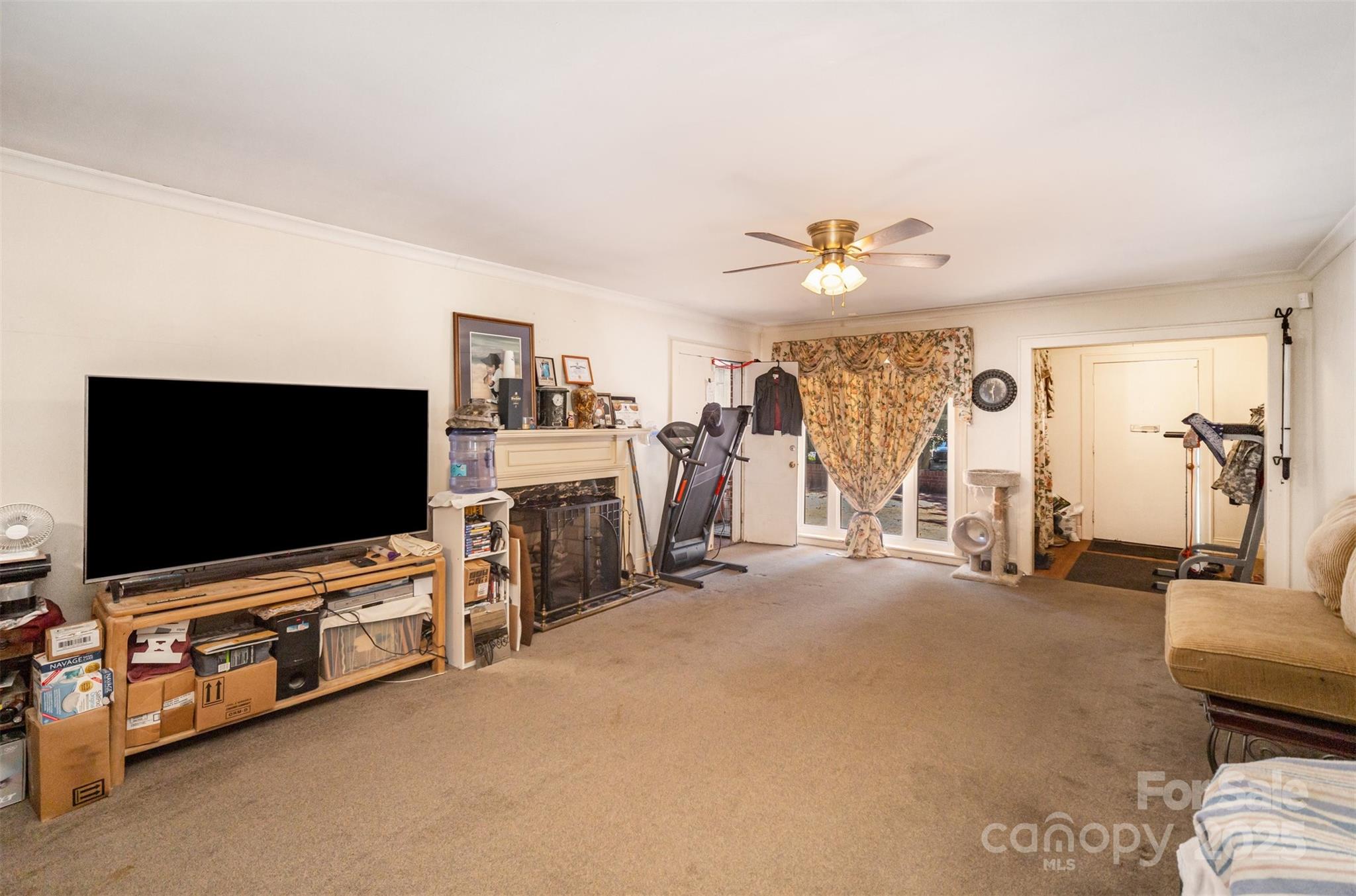 1612 Statesville Boulevard Property Photo 11