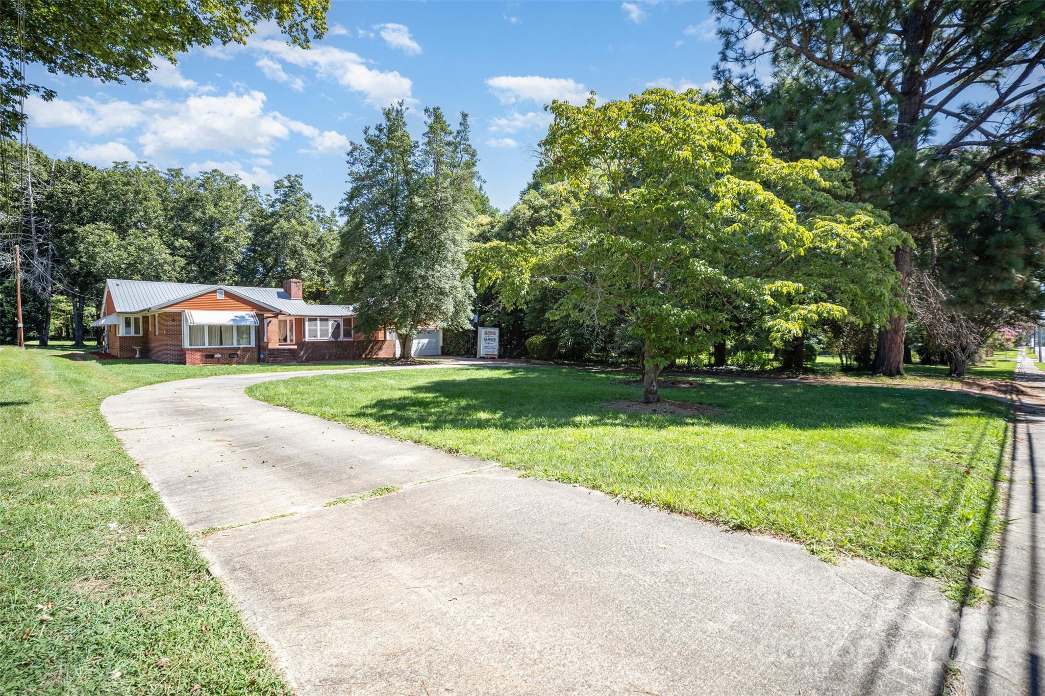 1612 Statesville Boulevard Property Photo 13