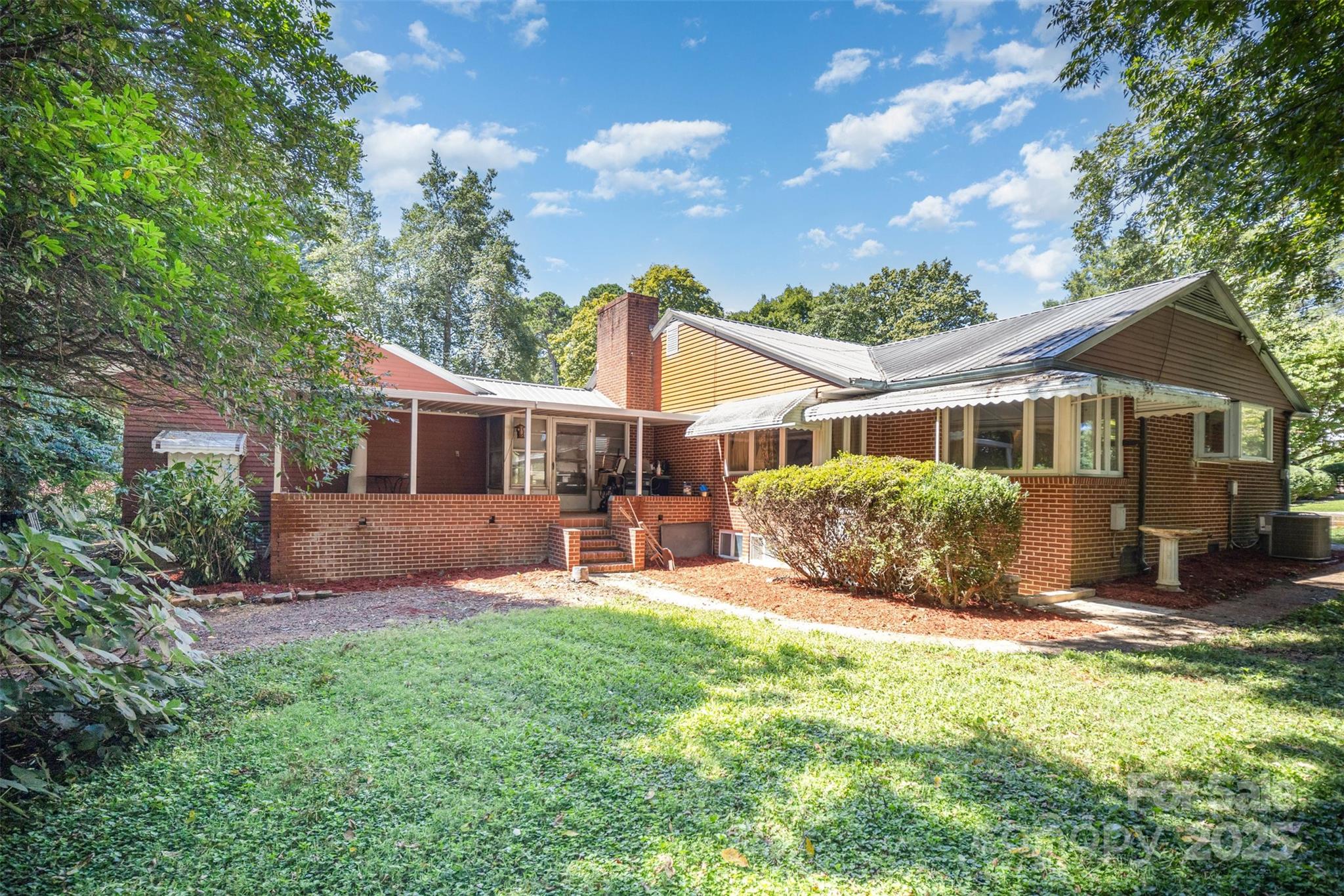 1612 Statesville Boulevard Property Photo 14