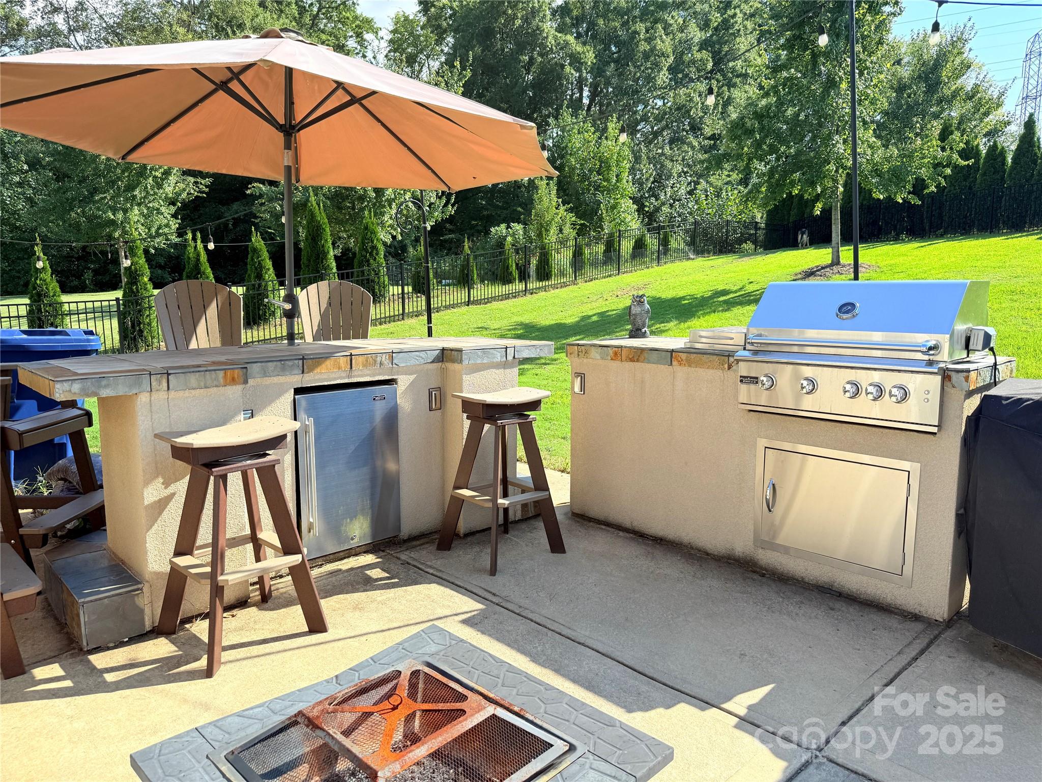 15925 Foreleigh Road Property Photo 4