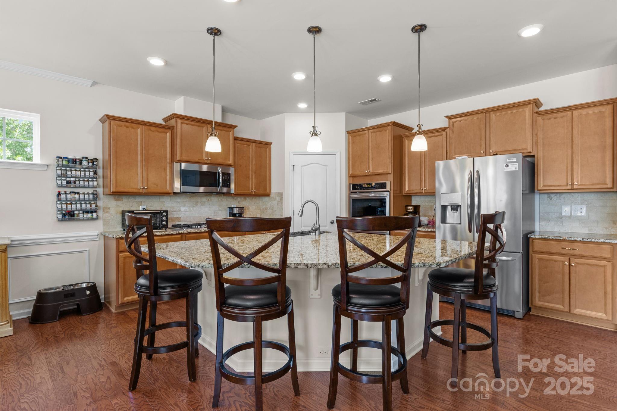 15925 Foreleigh Road Property Photo 10