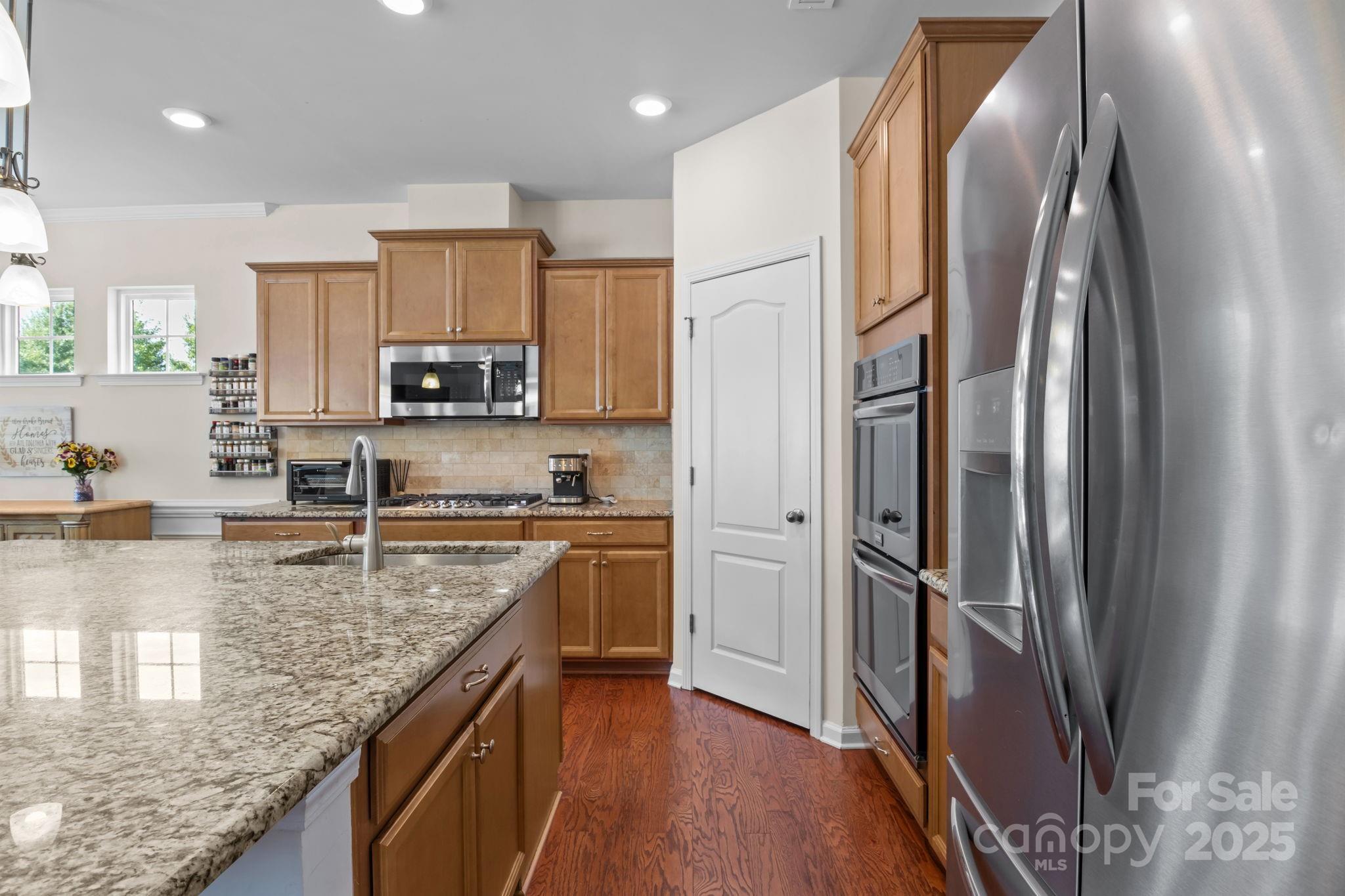 15925 Foreleigh Road Property Photo 13