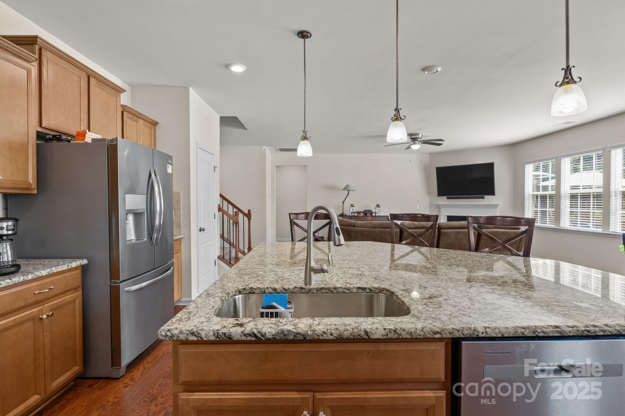 15925 Foreleigh Road Property Photo 15