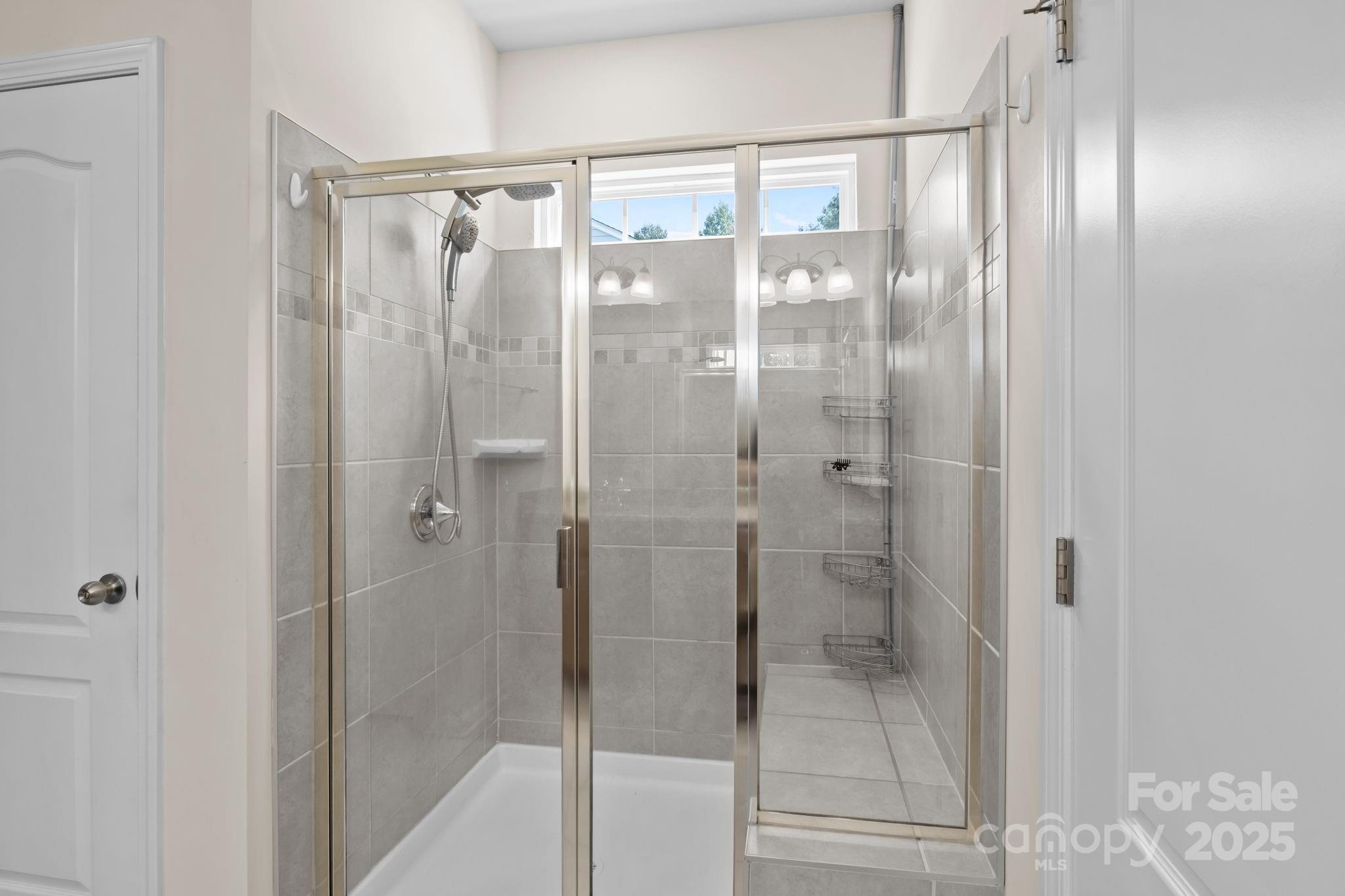 15925 Foreleigh Road Property Photo 27