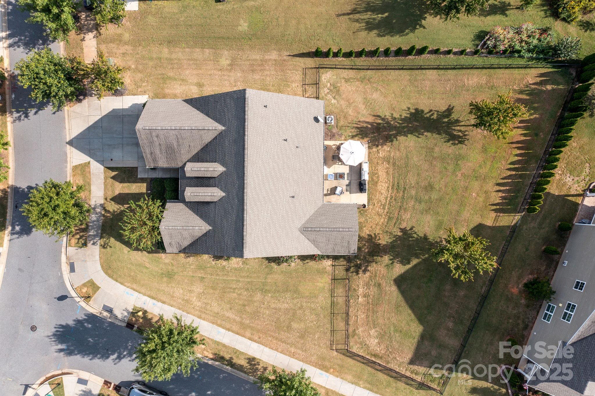 15925 Foreleigh Road Property Photo 37