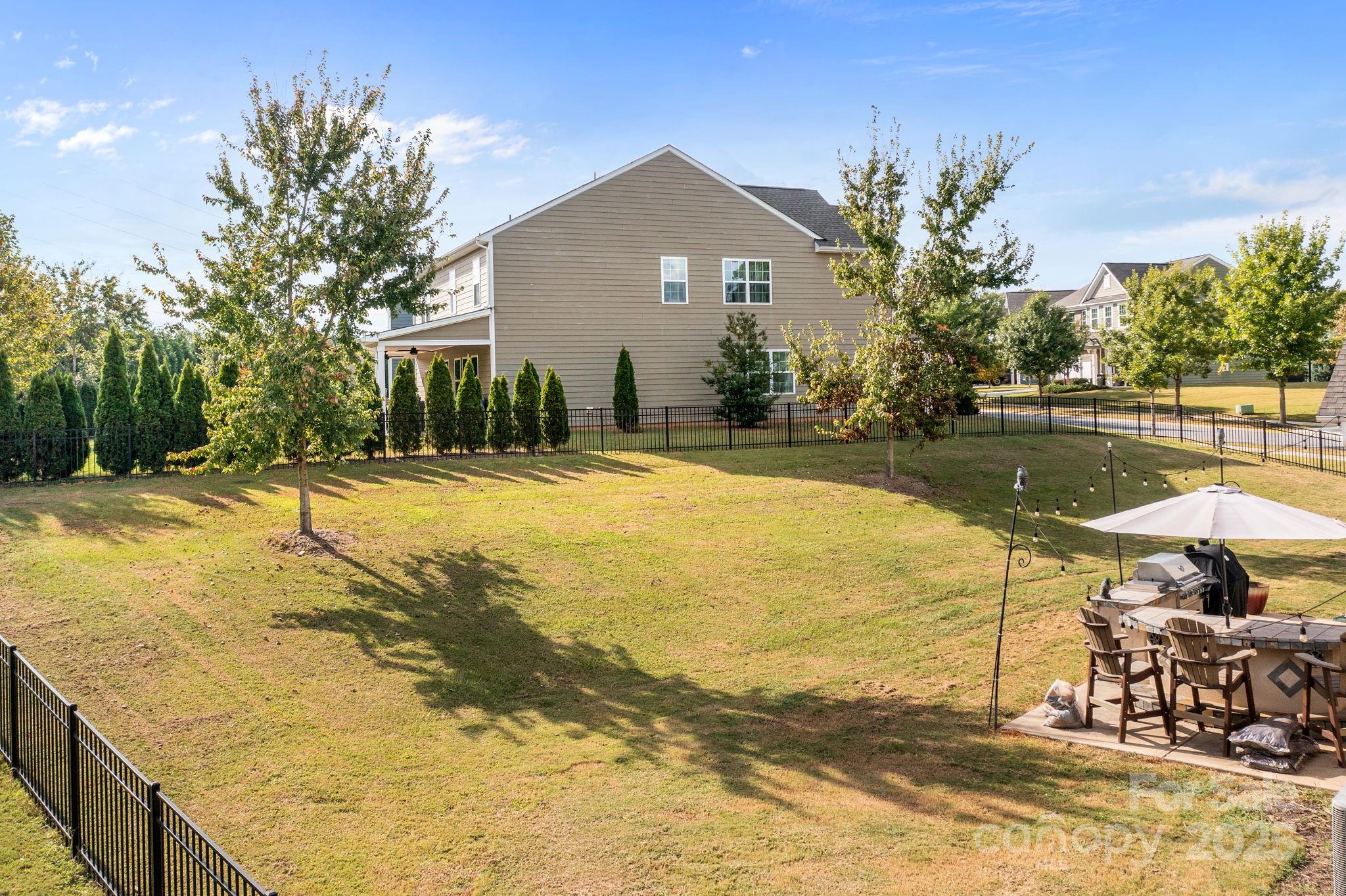 15925 Foreleigh Road Property Photo 46