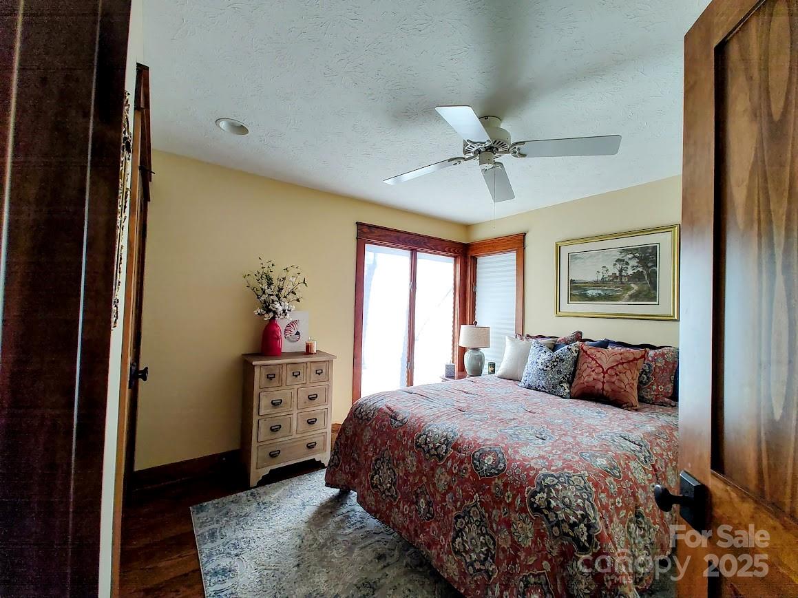 545 Summit Road Property Photo 11