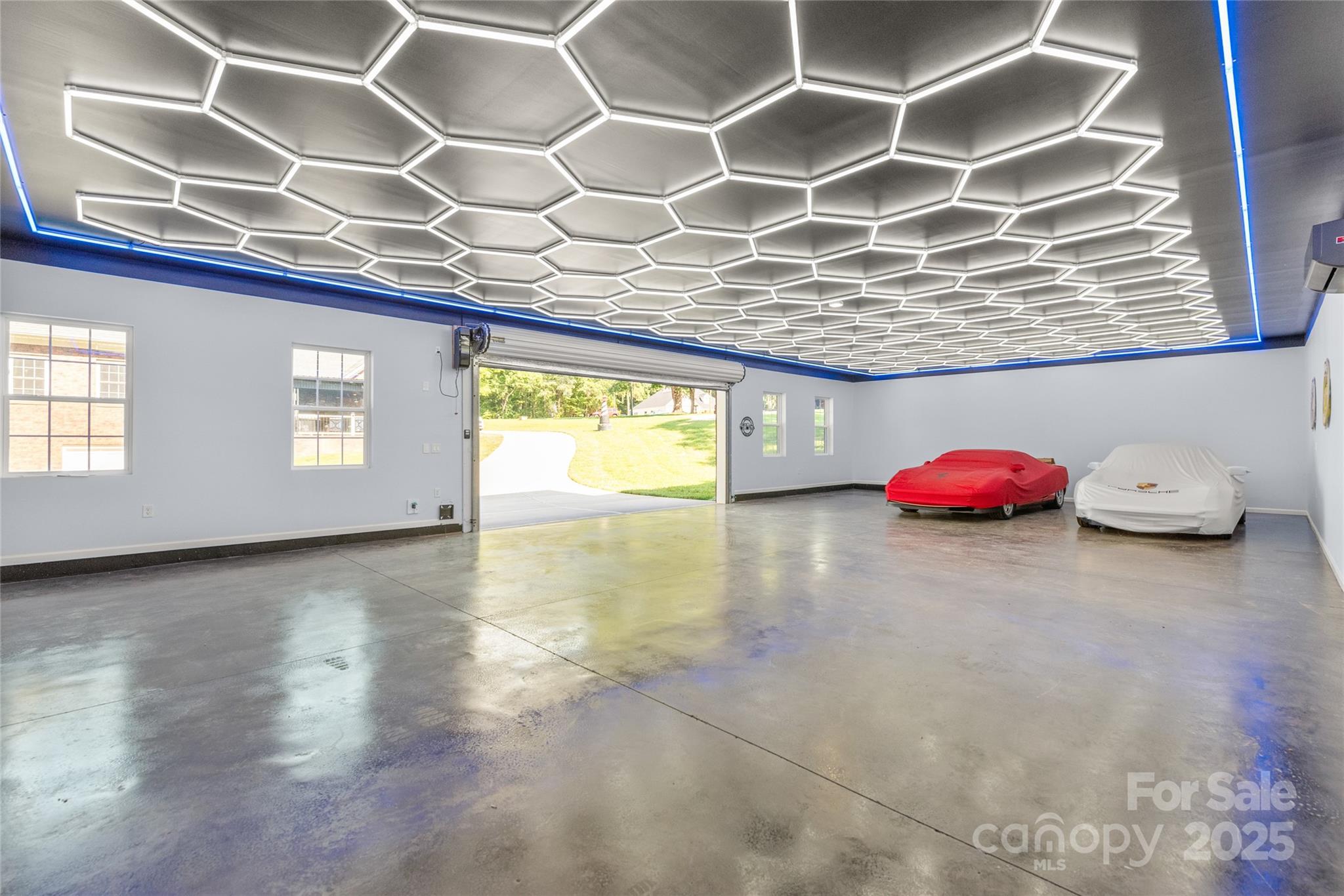 3009 Brooks Mill Lane Property Photo 4