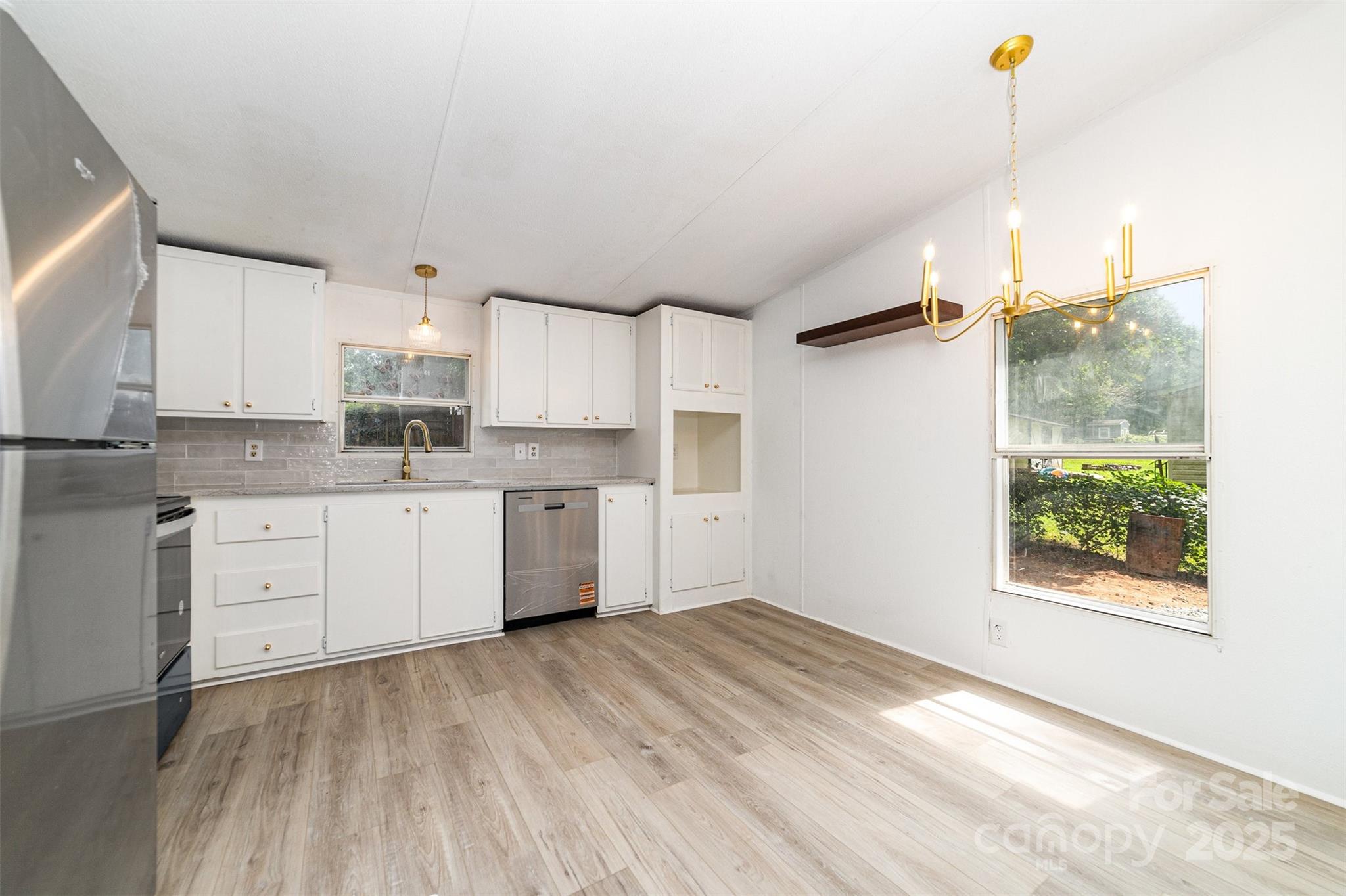 120 Walk A Long Way Property Photo 8