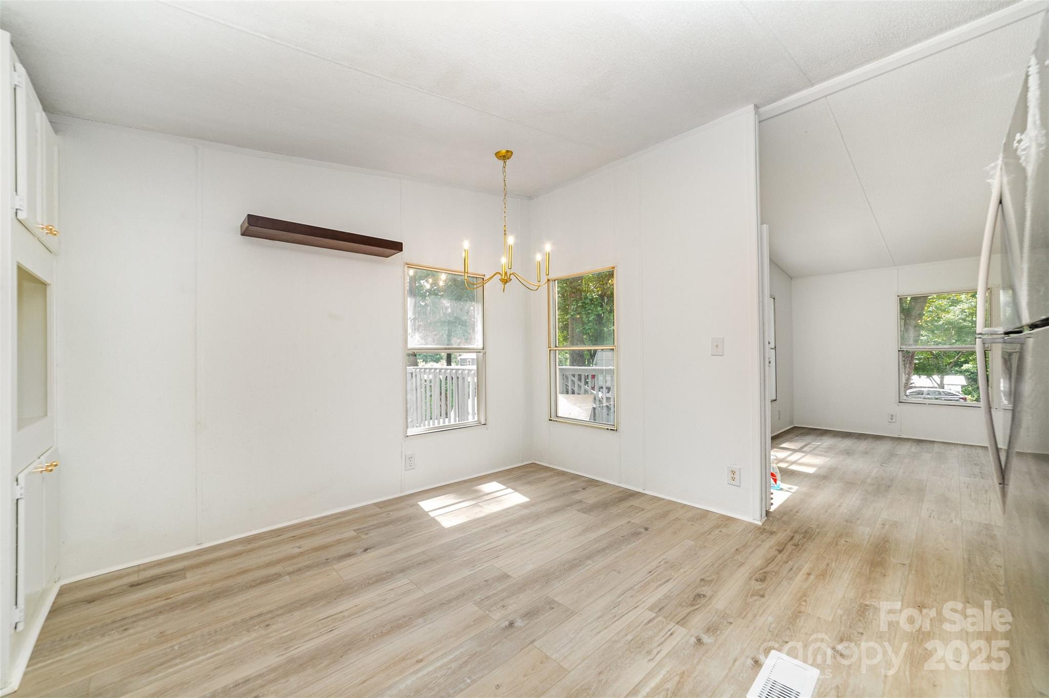 120 Walk A Long Way Property Photo 11