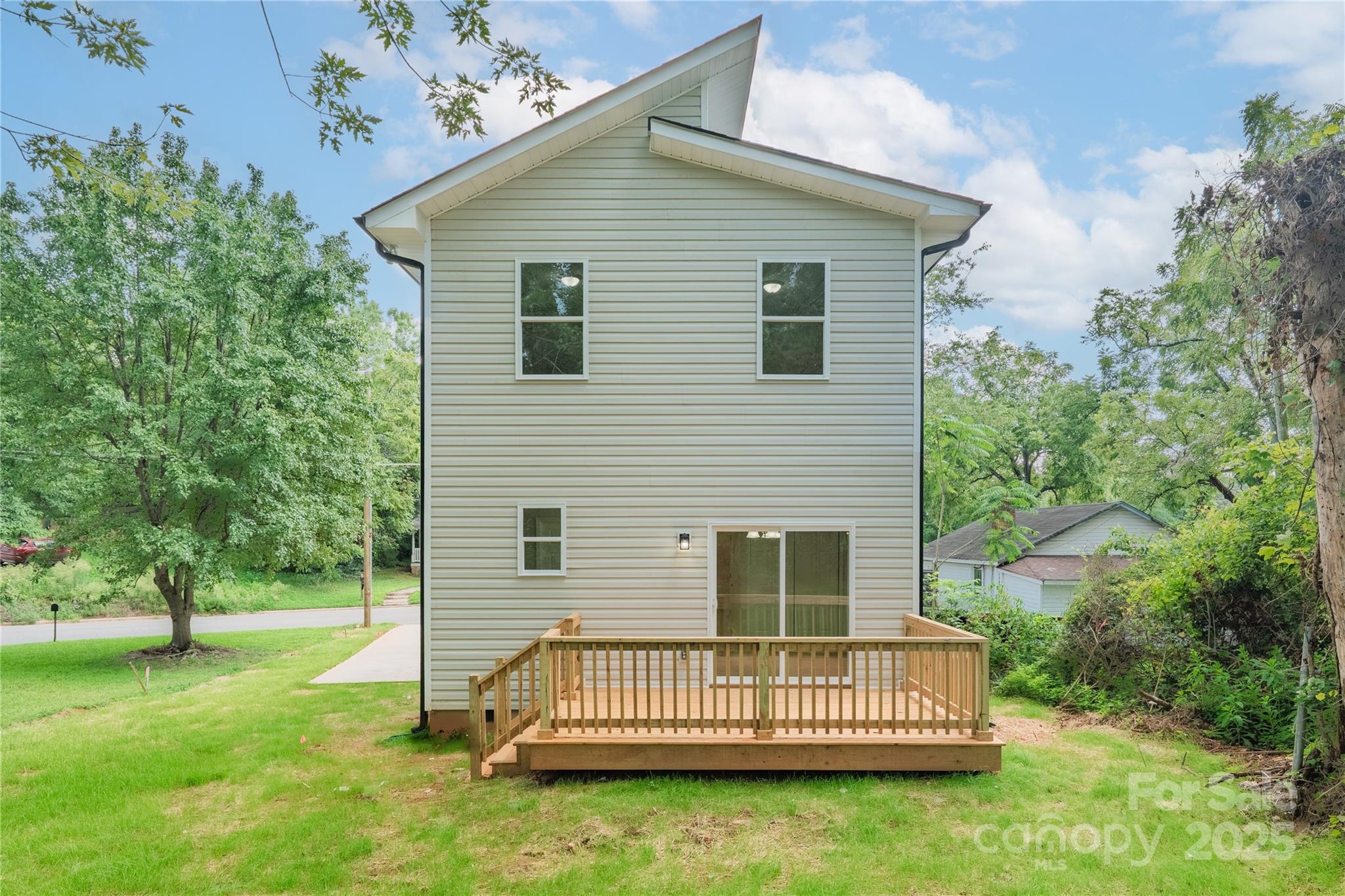 1324 Old Charlotte Road Property Photo 3