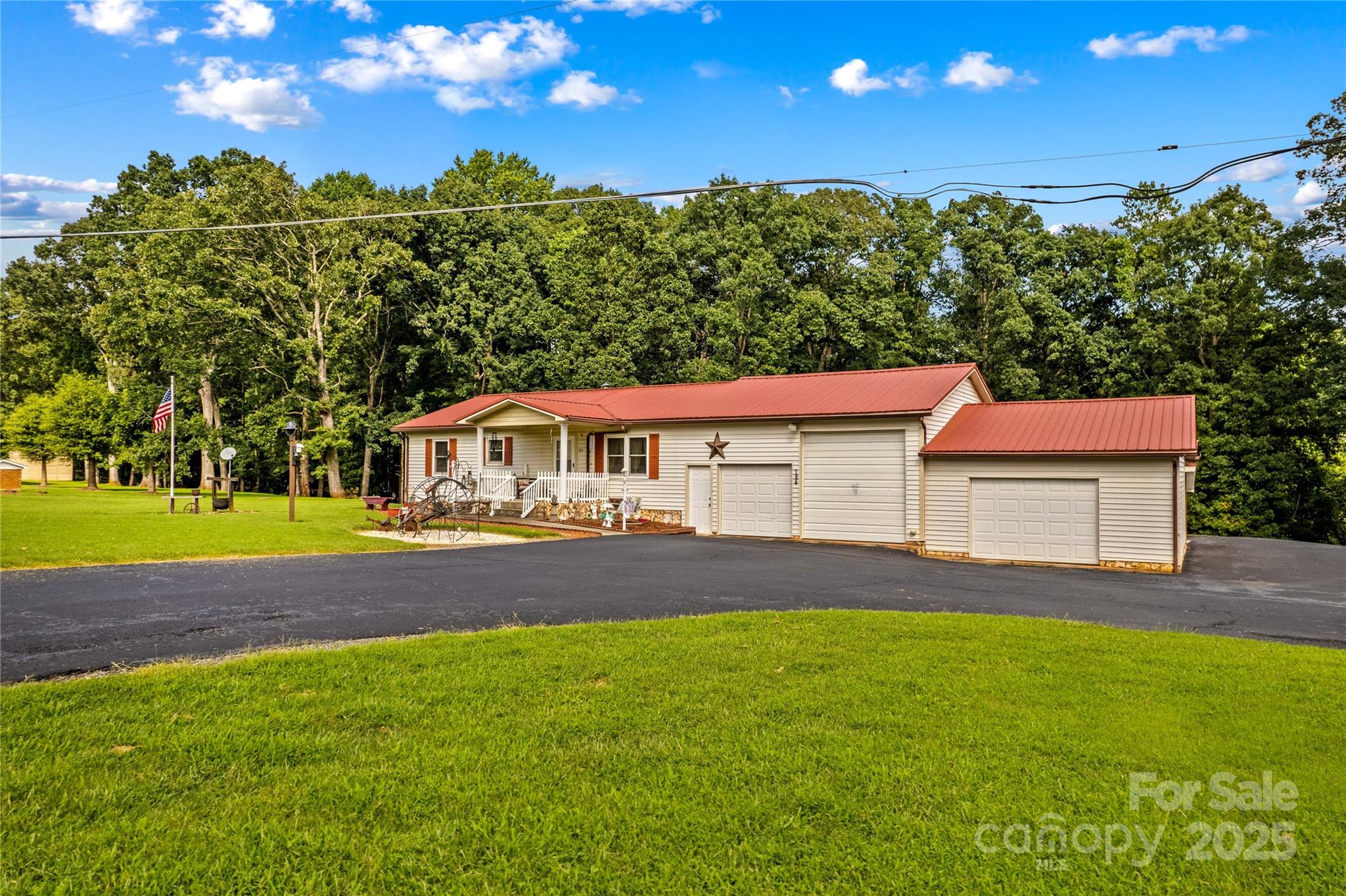 784 Whites Farm Road Property Photo 7