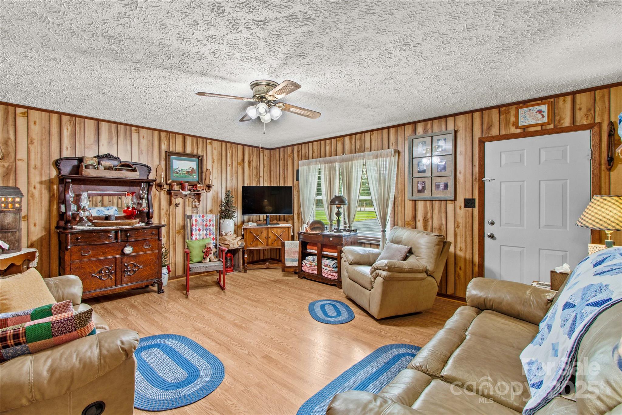 784 Whites Farm Road Property Photo 9