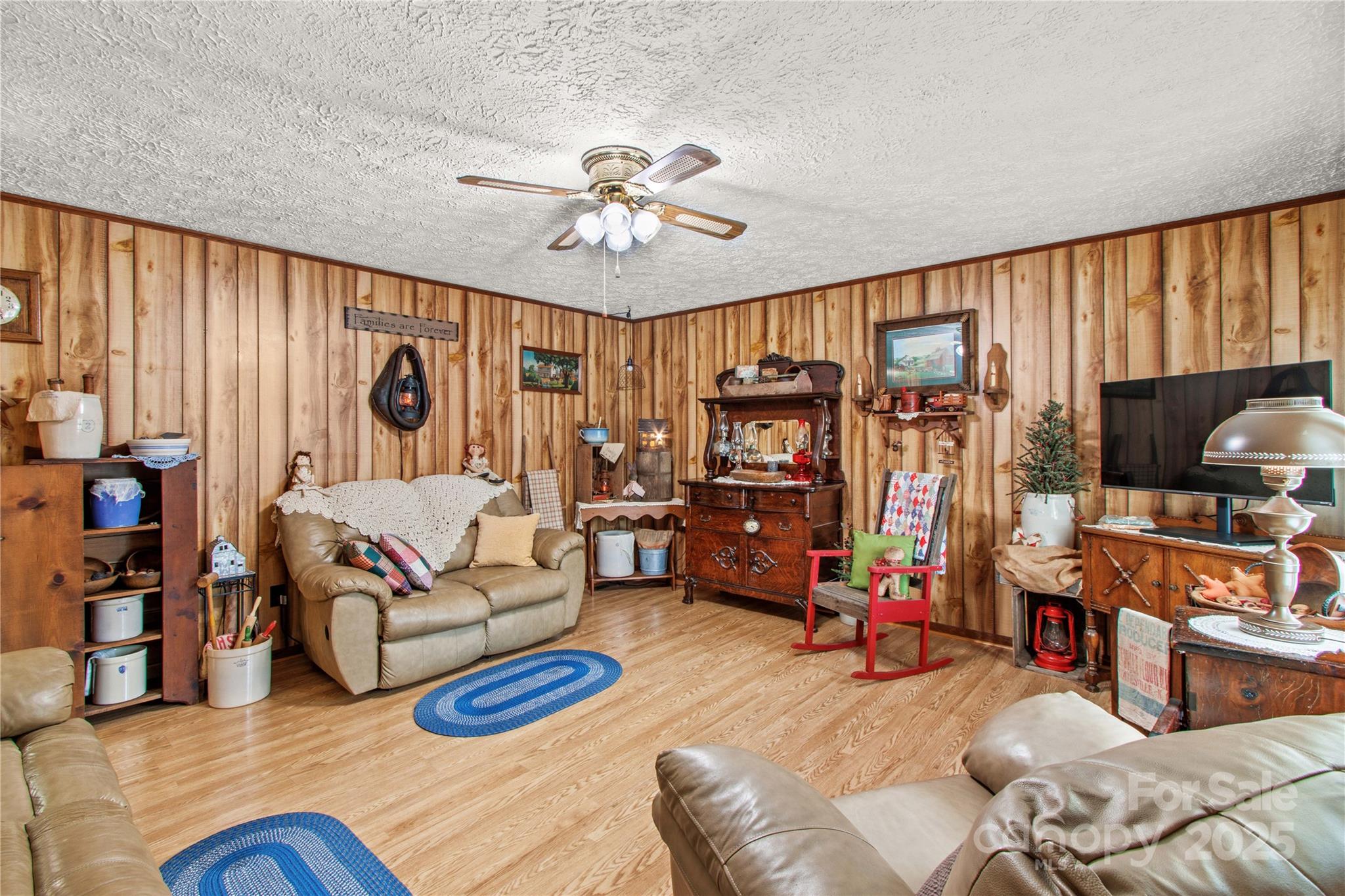 784 Whites Farm Road Property Photo 10