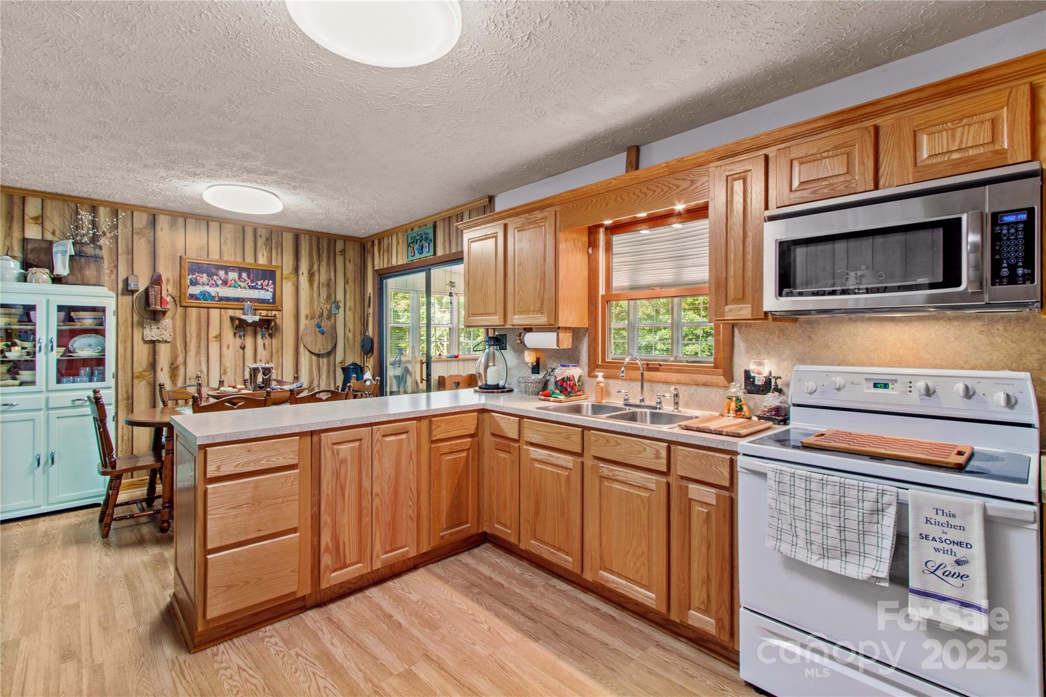 784 Whites Farm Road Property Photo 16