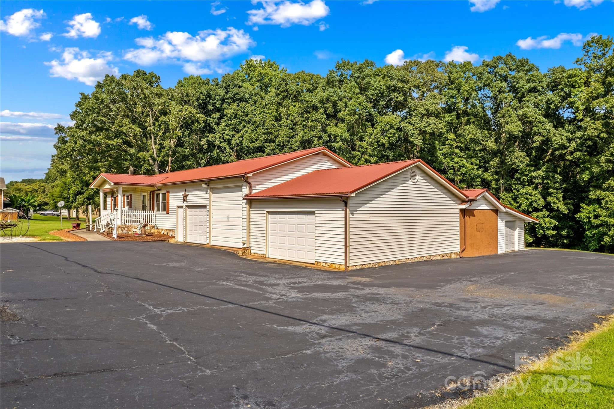 784 Whites Farm Road Property Photo 43