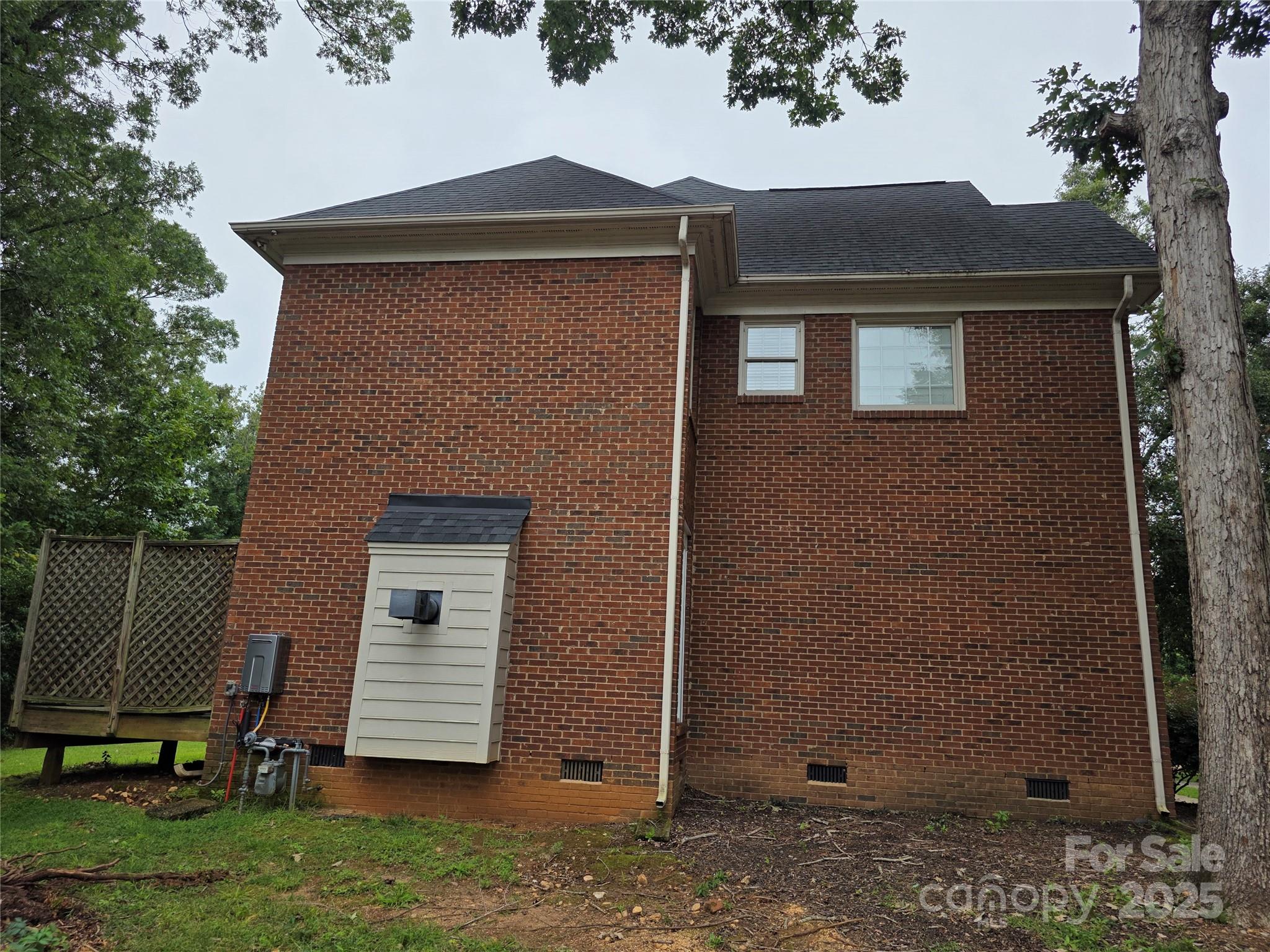 11550 Falling Leaves Drive Property Photo 4