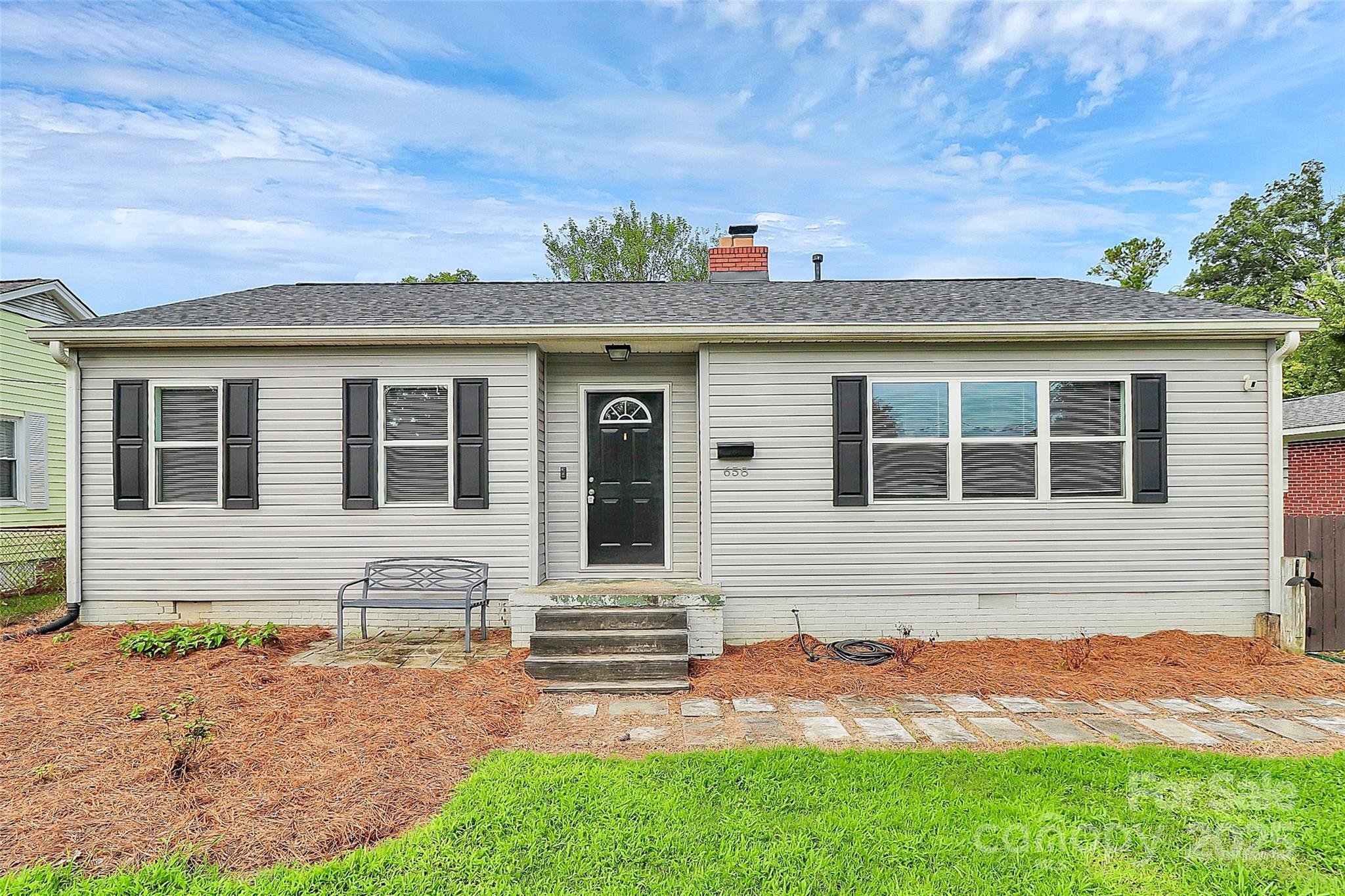 658 Rockwood Drive Property Photo 5