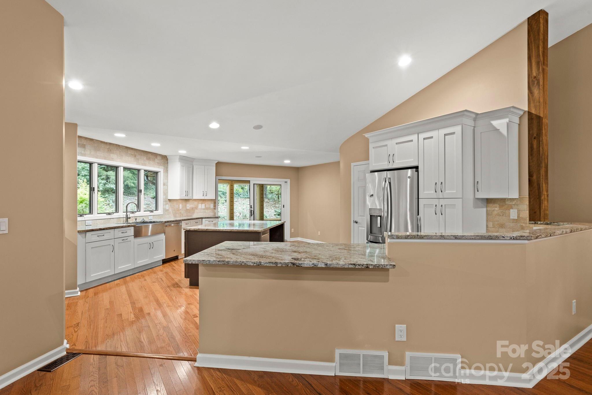 35 Mountain Lake Drive Property Photo 12