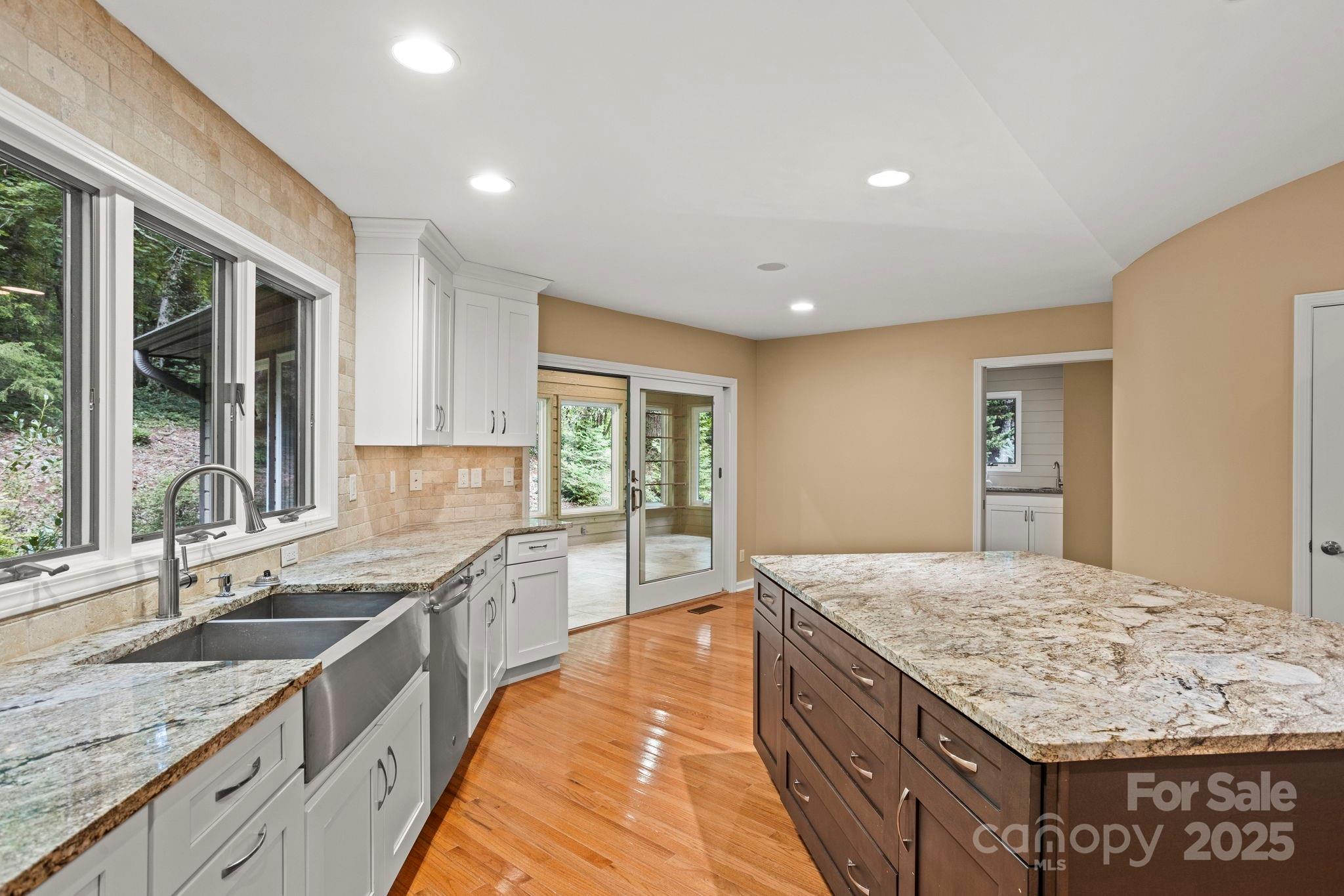 35 Mountain Lake Drive Property Photo 16