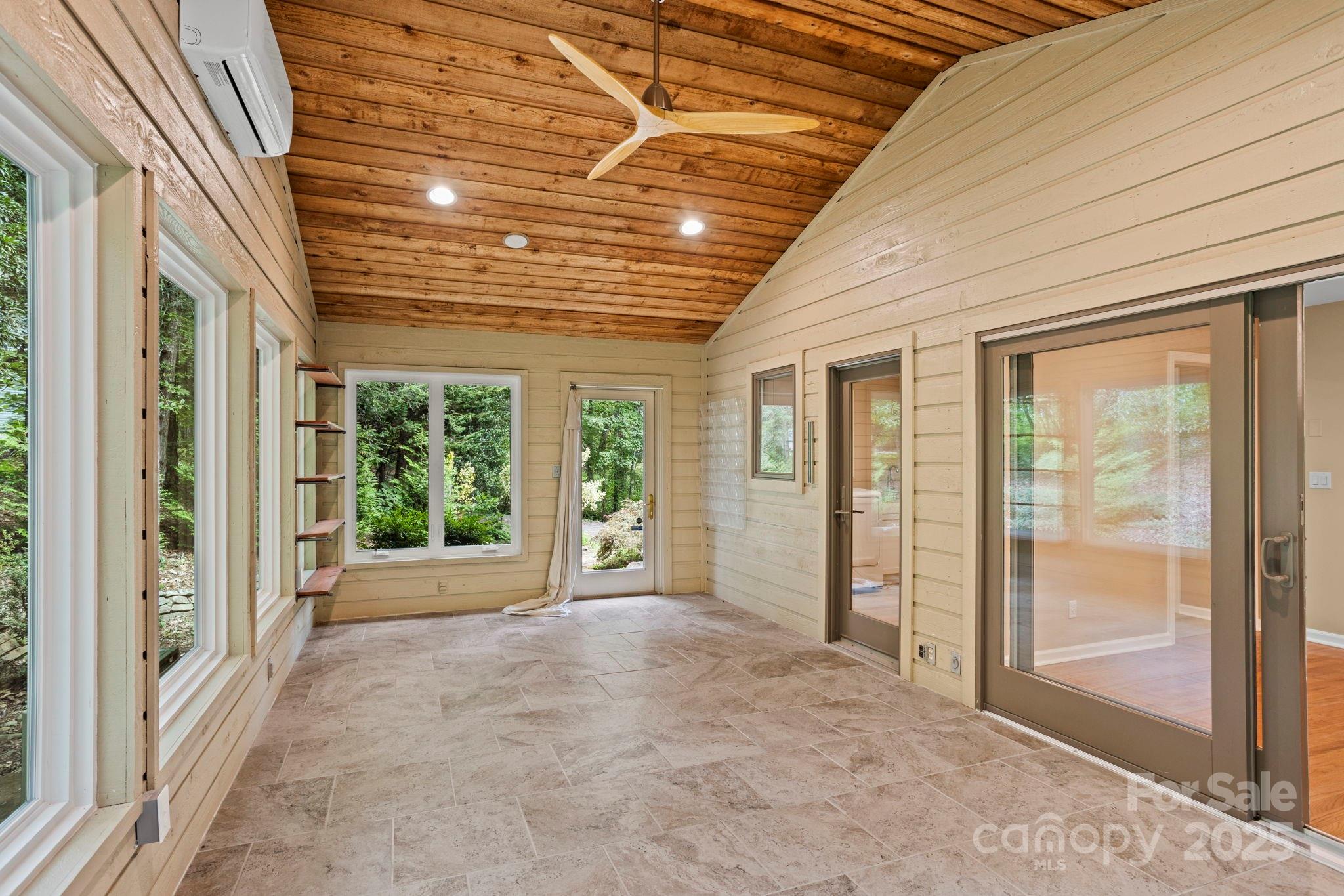 35 Mountain Lake Drive Property Photo 19