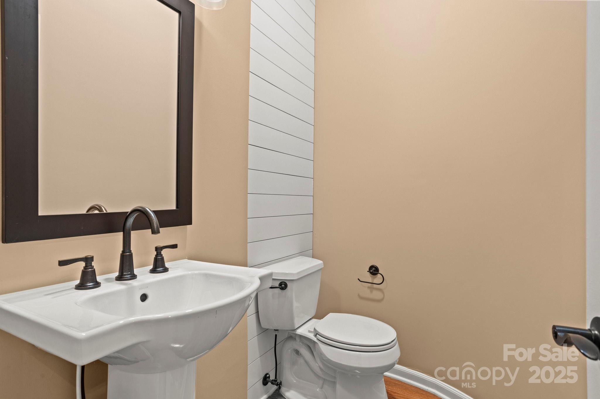 35 Mountain Lake Drive Property Photo 21