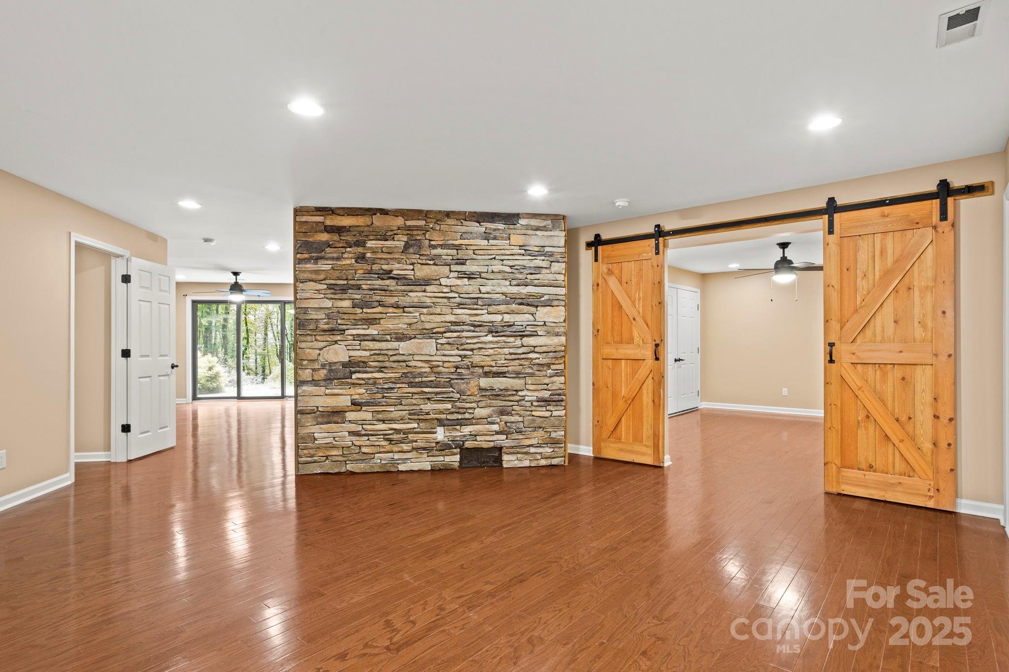 35 Mountain Lake Drive Property Photo 30