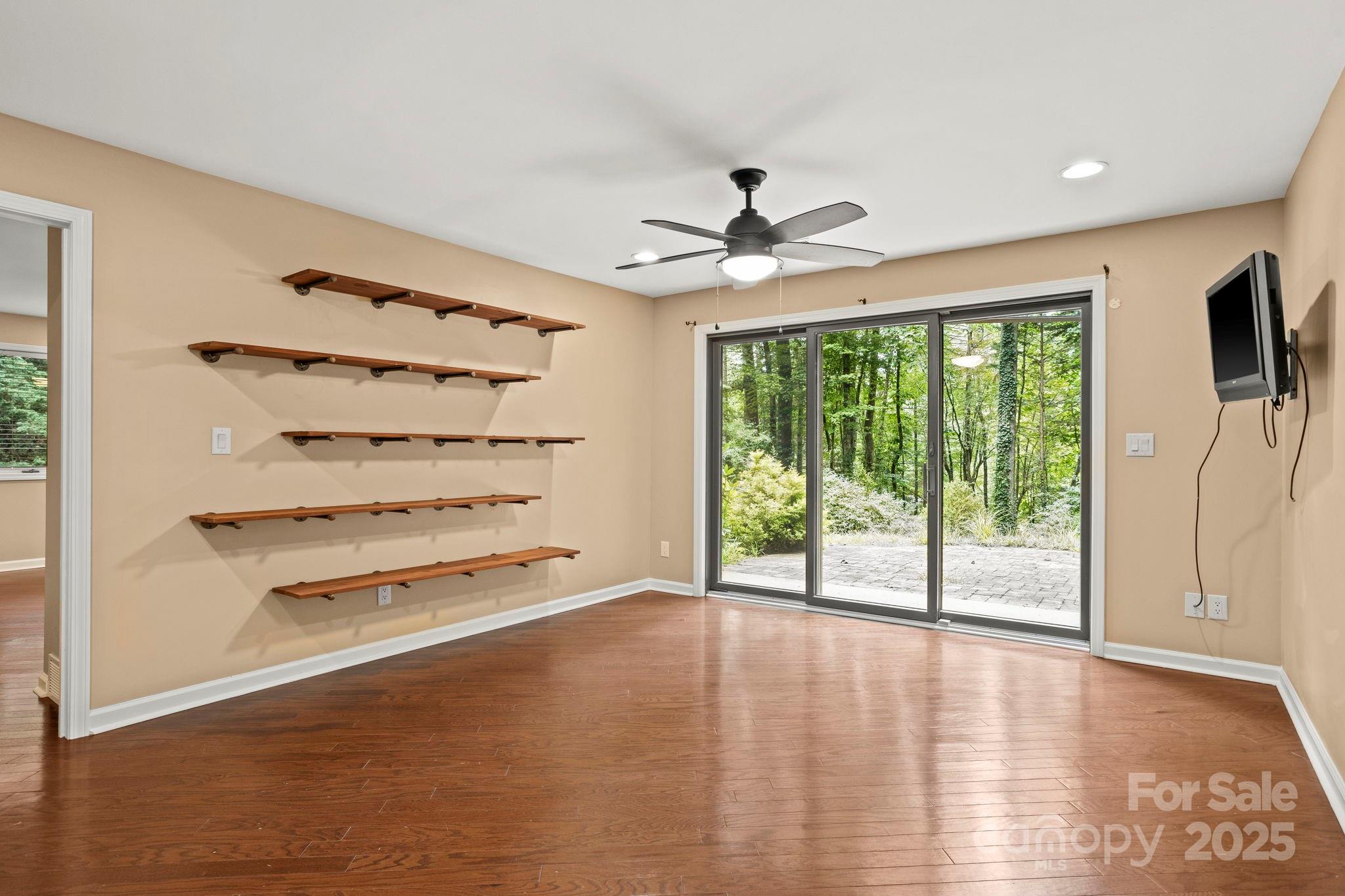 35 Mountain Lake Drive Property Photo 33