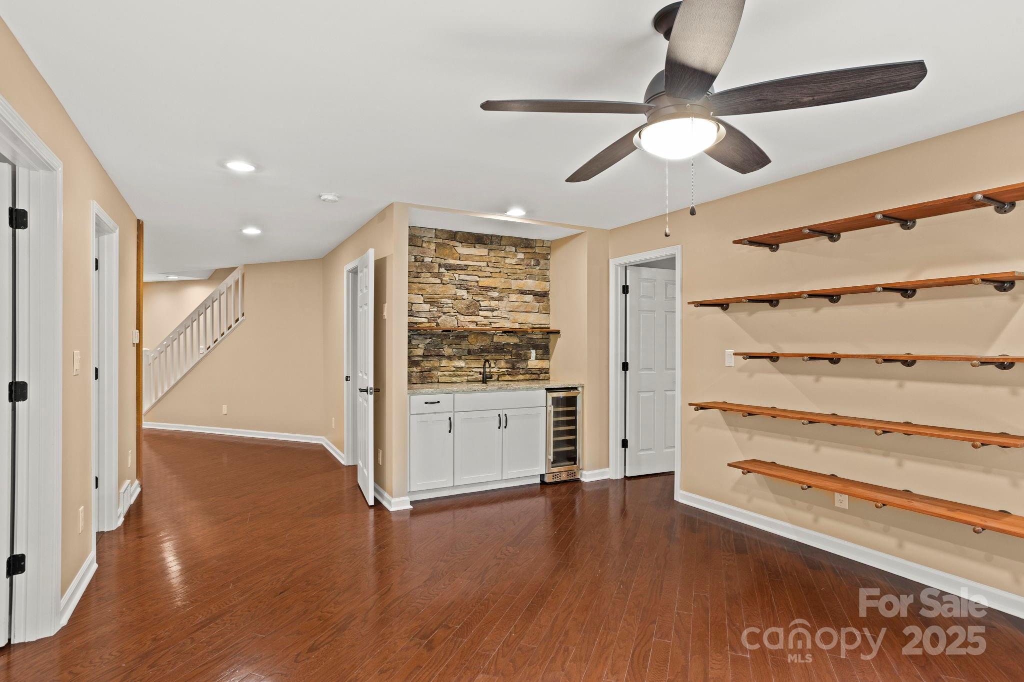 35 Mountain Lake Drive Property Photo 34