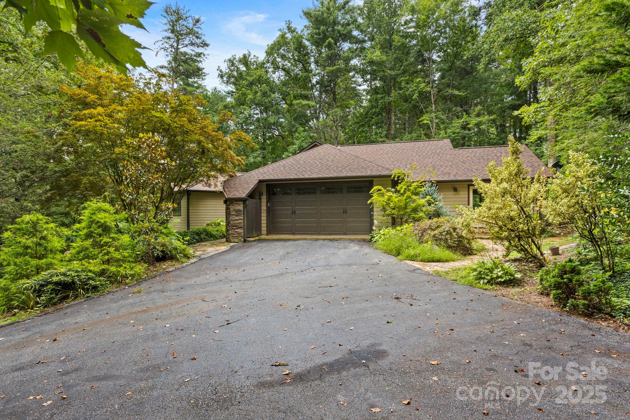 35 Mountain Lake Drive Property Photo 45