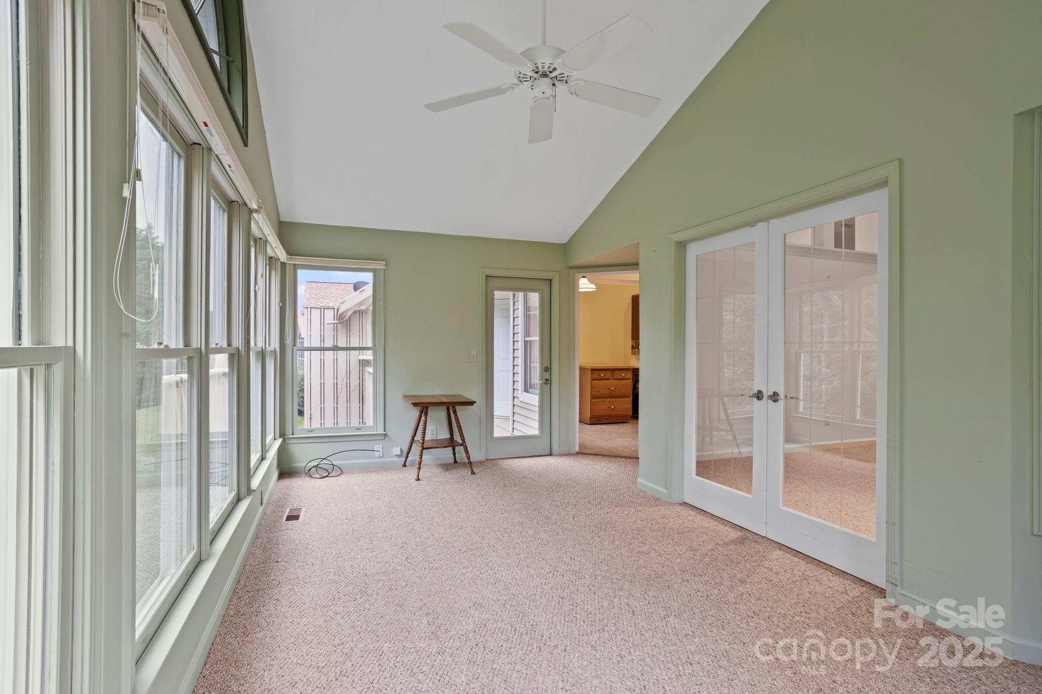 1007 Saddlebrook Drive Property Photo 11