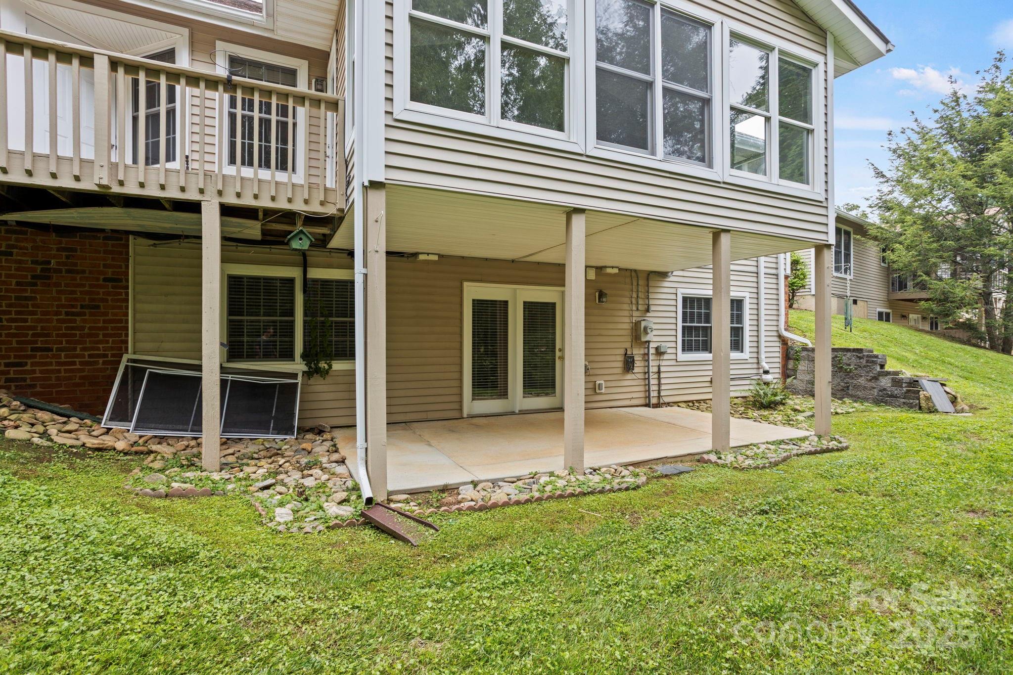 1007 Saddlebrook Drive Property Photo 29