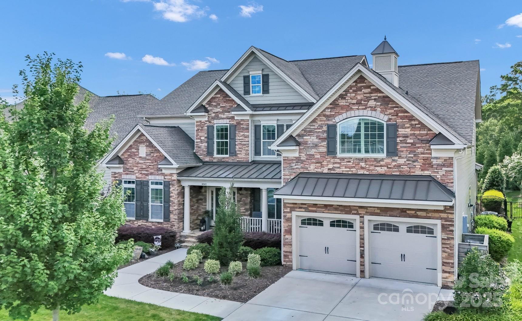 1041 Chippenham Avenue Property Photo 2