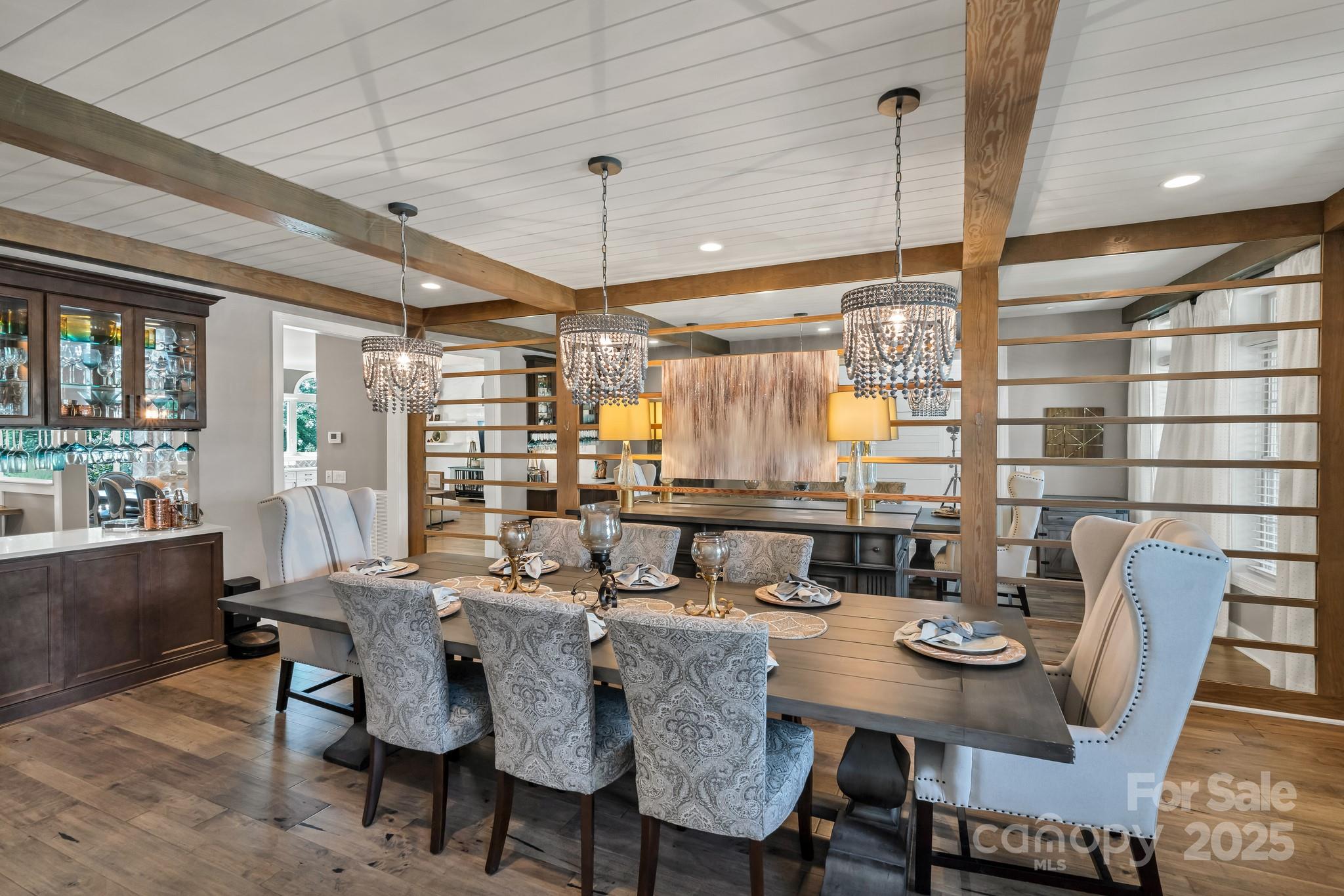 1041 Chippenham Avenue Property Photo 6