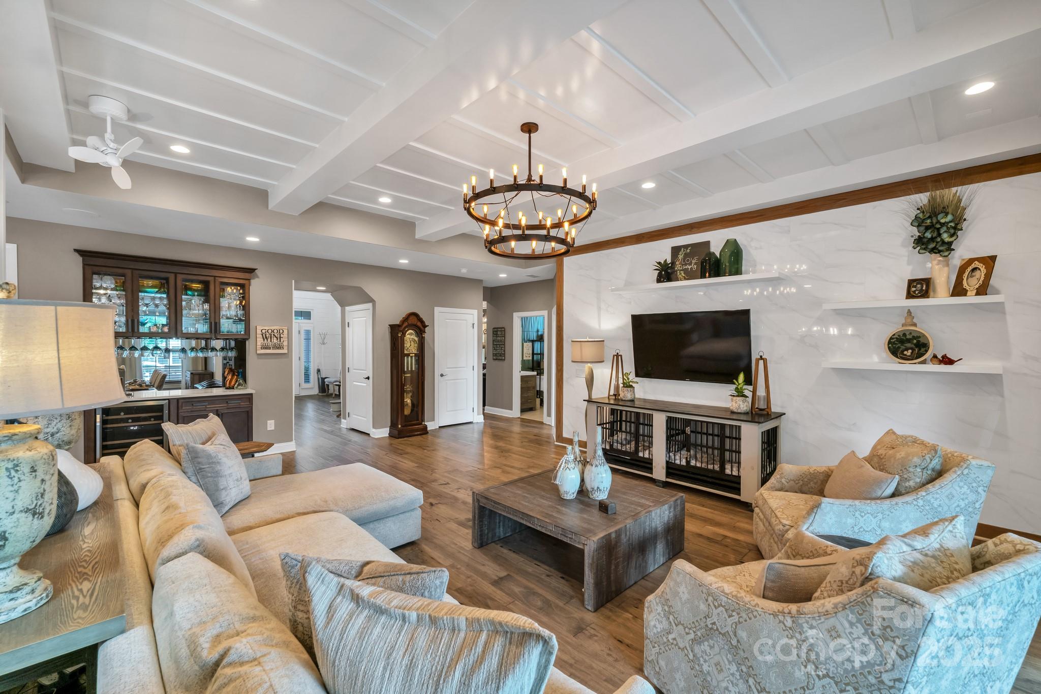 1041 Chippenham Avenue Property Photo 15